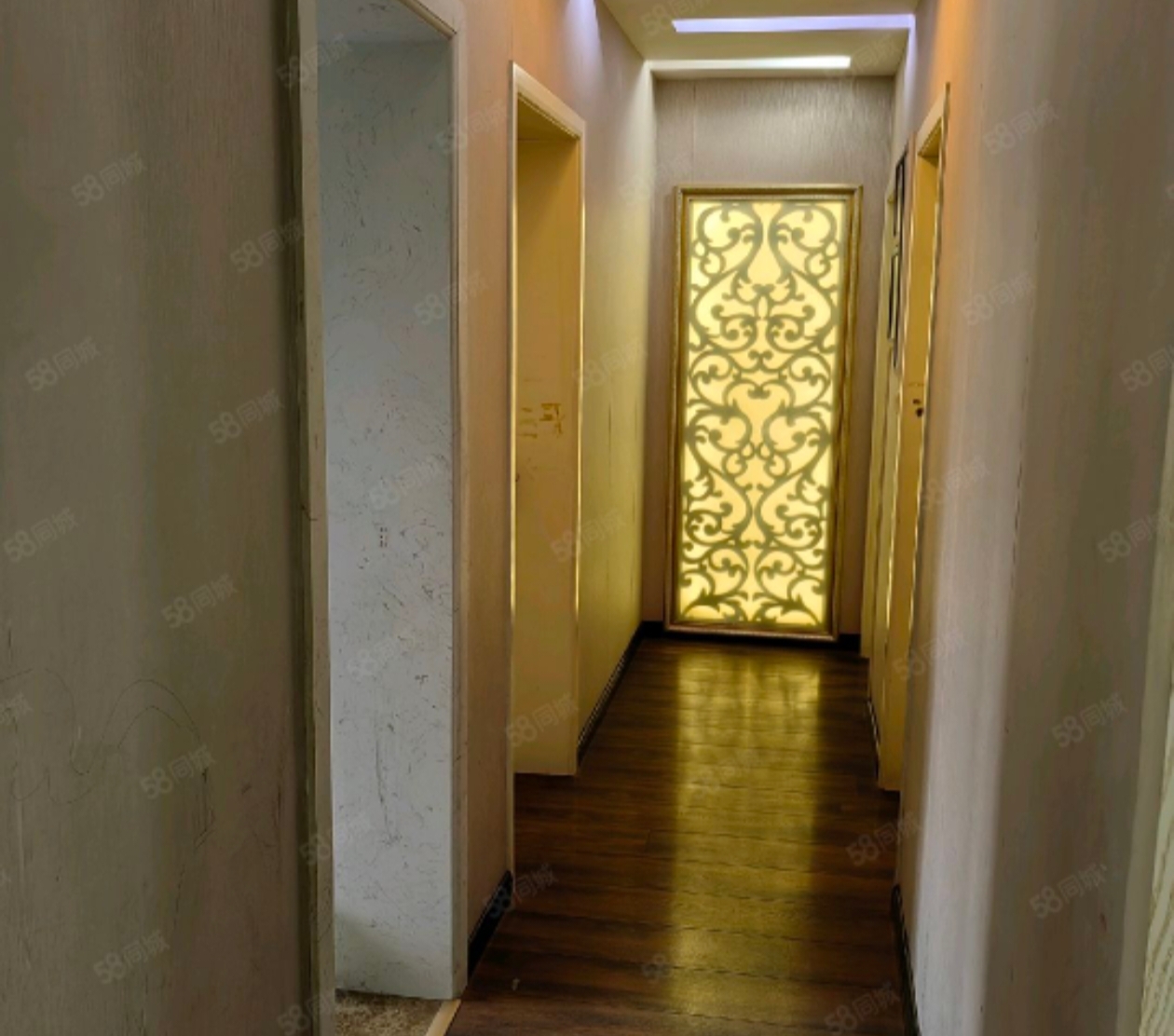 伴山公馆  3室2厅2卫    1400.0元/月室内图