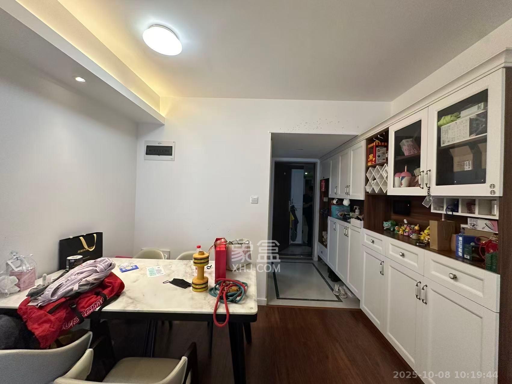 万科金域蓝湾 3室2厅2卫 3200.0元/月 万科金域蓝湾 3室2厅2卫 3200.0元/月室内图