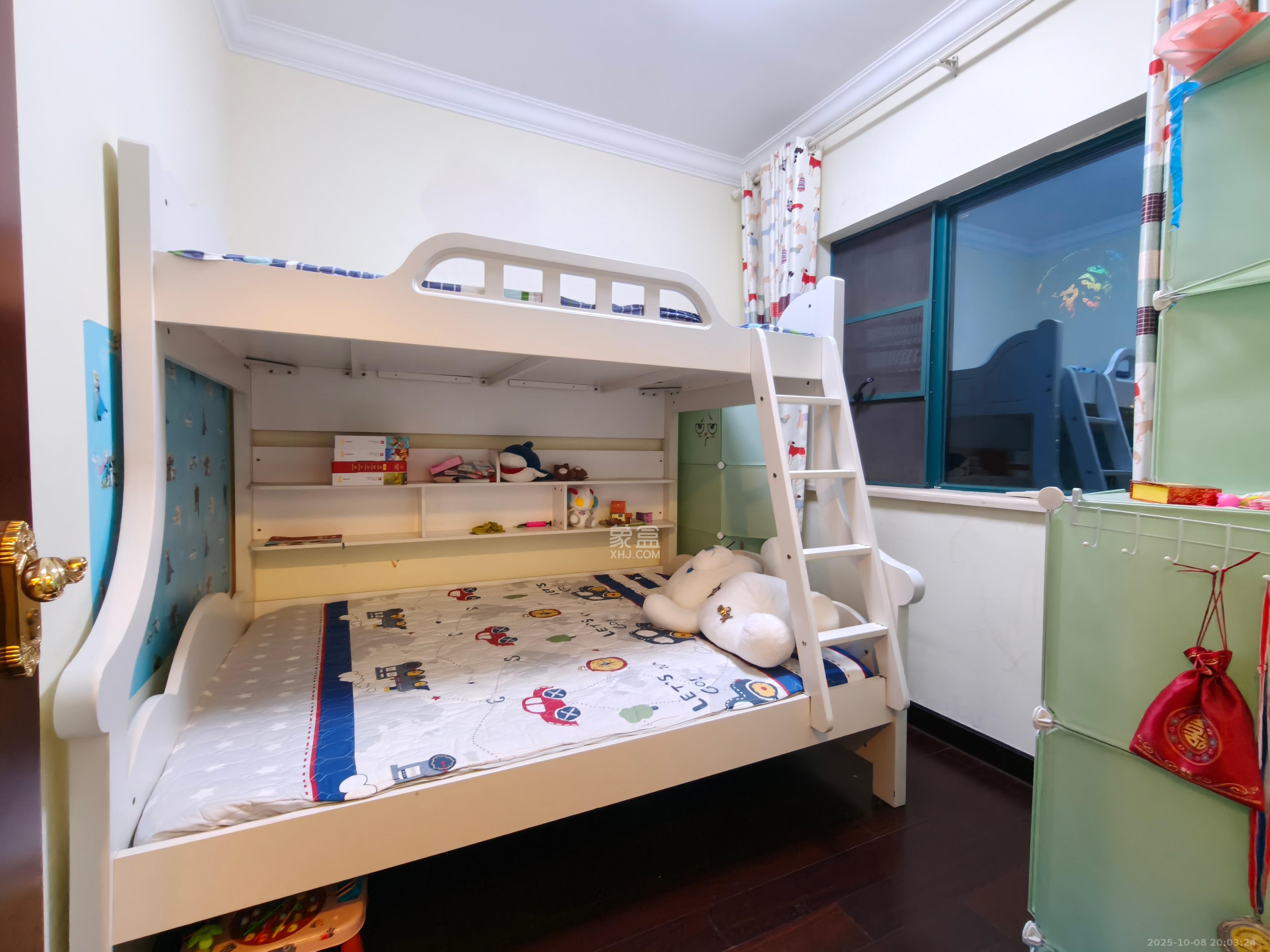 恒大御景湾  3室2厅1卫    3200.0元/月室内图
