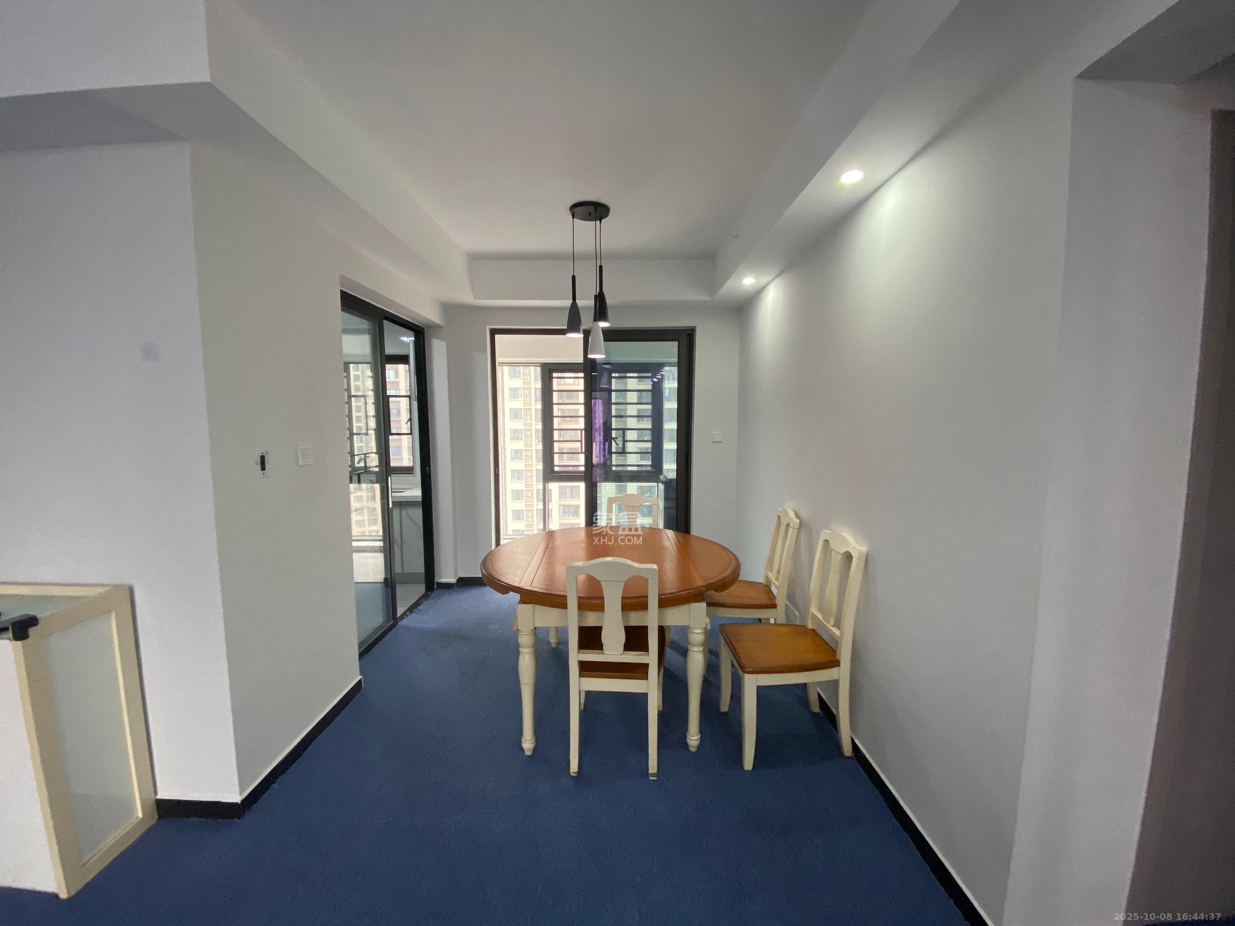 阳光城尚东湾愉景苑  4室2厅2卫    2800.0元/月室内图