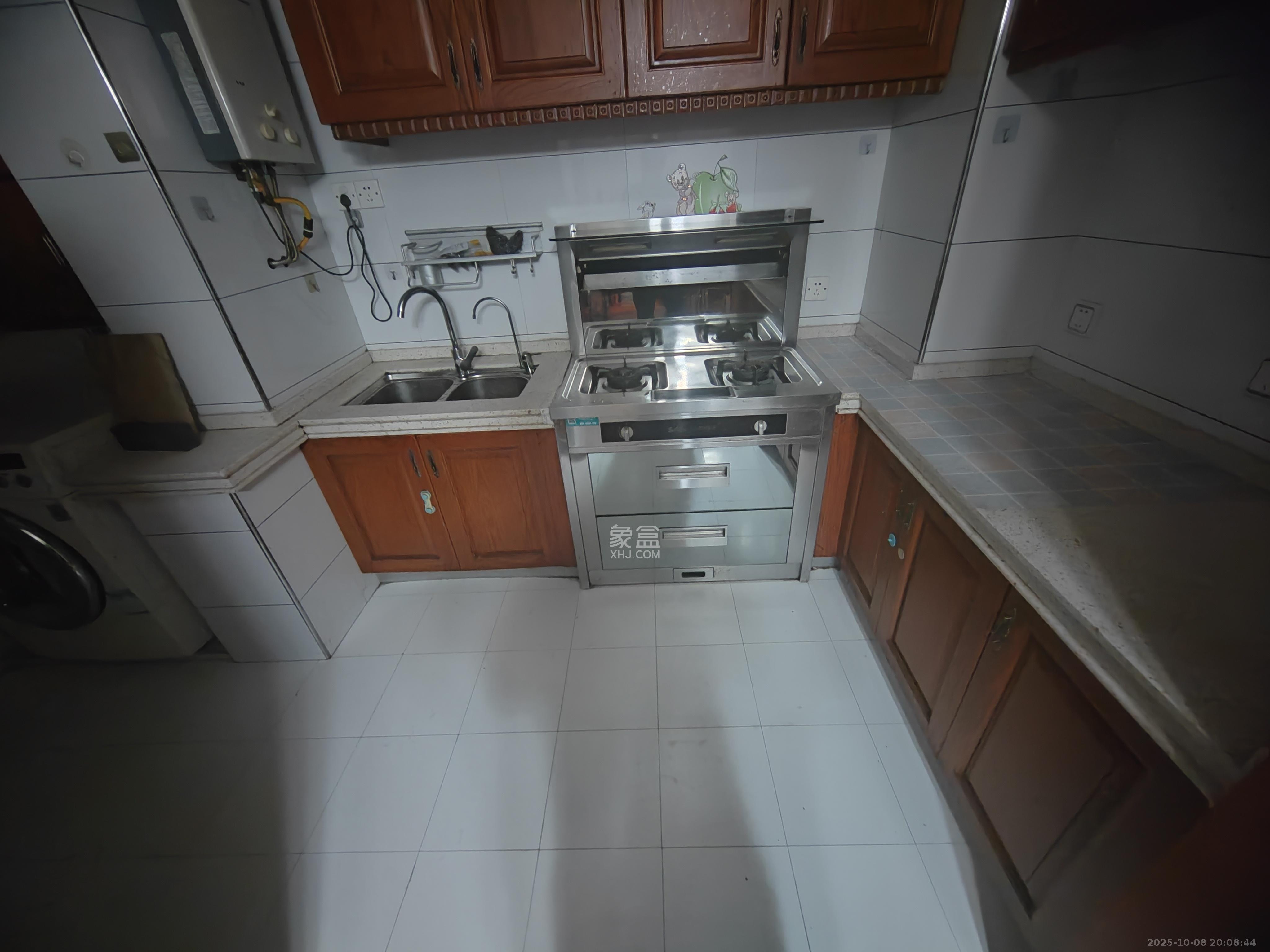 兰亭优壳(隽峰苑) 3室2厅1卫 2300.0元/月 兰亭优壳(隽峰苑) 3室2厅1卫 2300.0元/月室内图