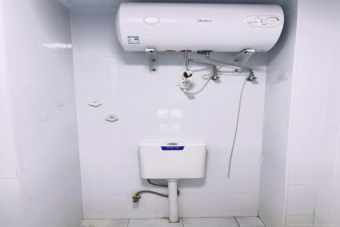 嘉华城(一期)  1室1厅1卫    1350.0元/月 嘉华城(一期)  1室1厅1卫    1350.0元/月室内图