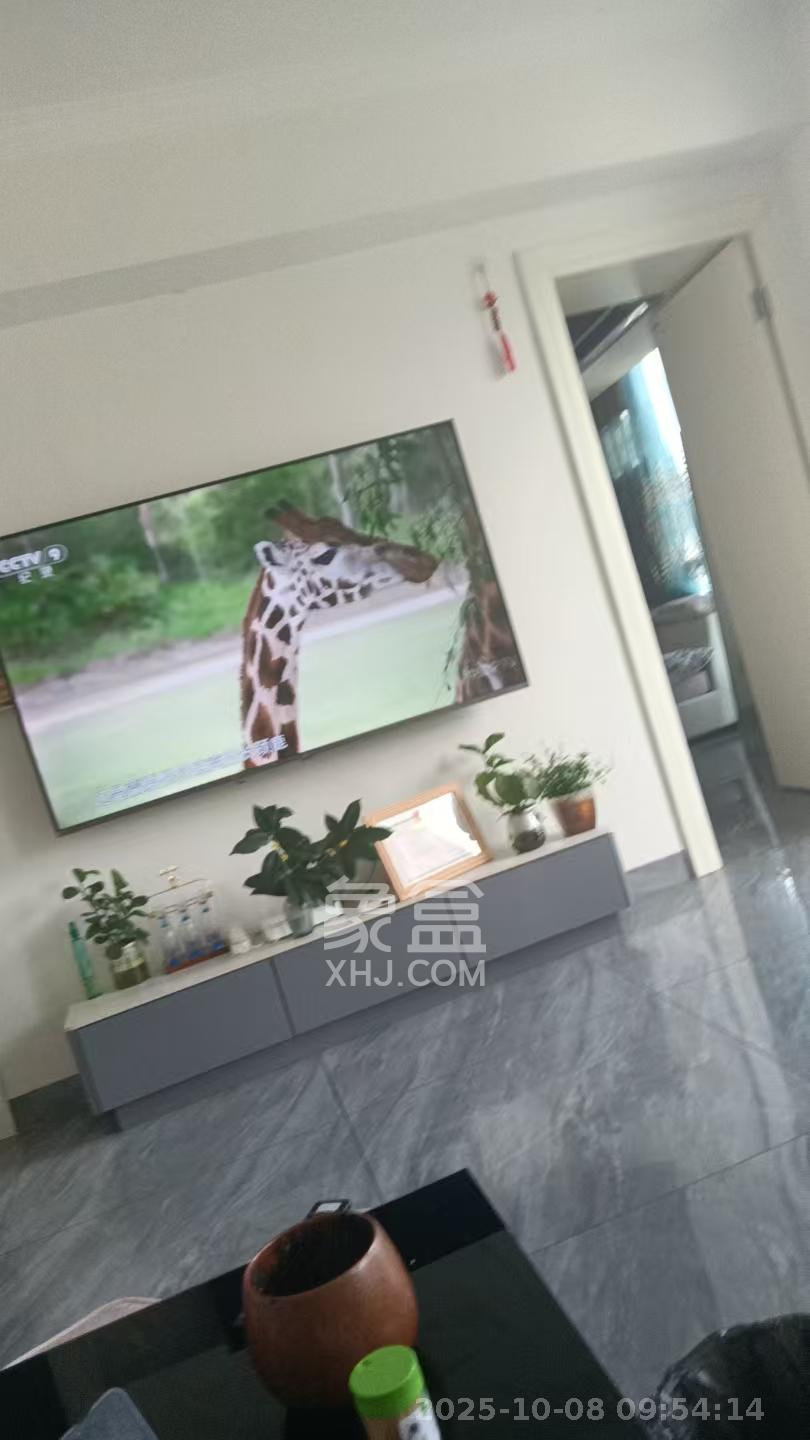 阳光100二期 2室1厅1卫 1900.0元/月 阳光100二期 2室1厅1卫 1900.0元/月室内图