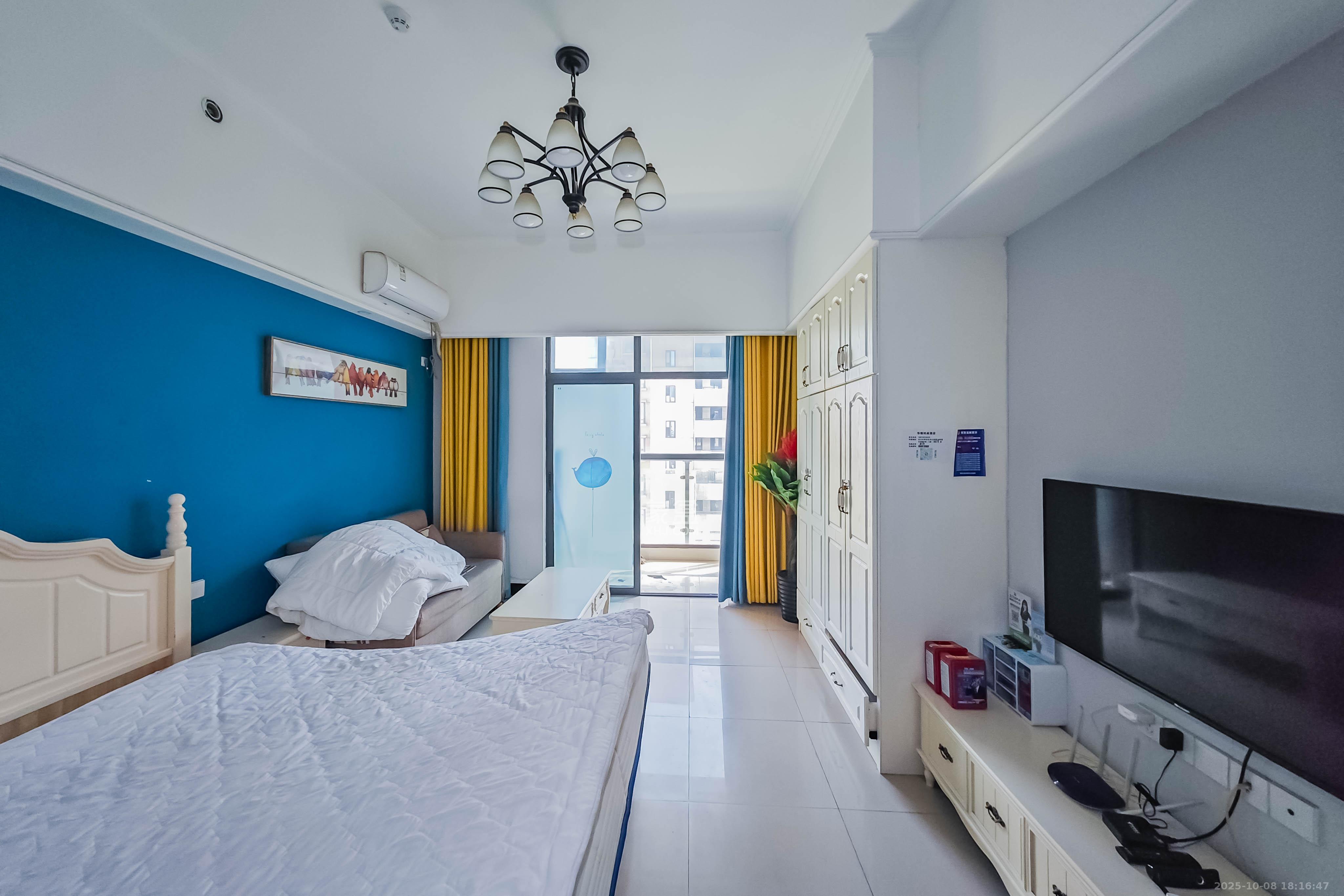 金轮星光名座 1室1厅1卫 28.0万 金轮星光名座 1室1厅1卫 28.0万客厅