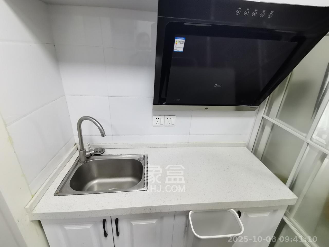 江山帝景哈佛 1室1厅1卫 1400.0元/月 江山帝景哈佛 1室1厅1卫 1400.0元/月室内图