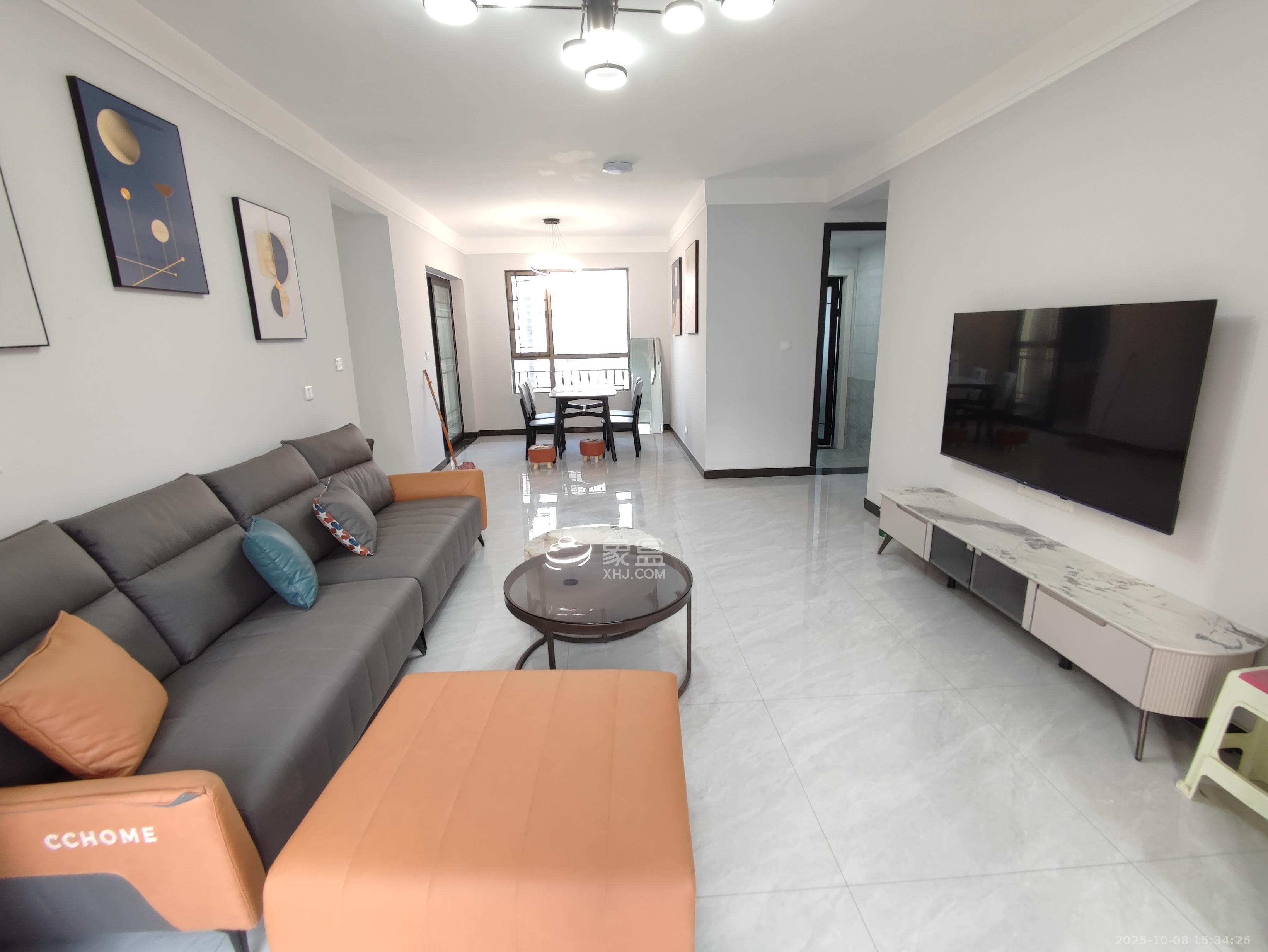 世茂铂翠湾一期 4室2厅1卫 3680.0元/月 世茂铂翠湾一期 4室2厅1卫 3680.0元/月室内图