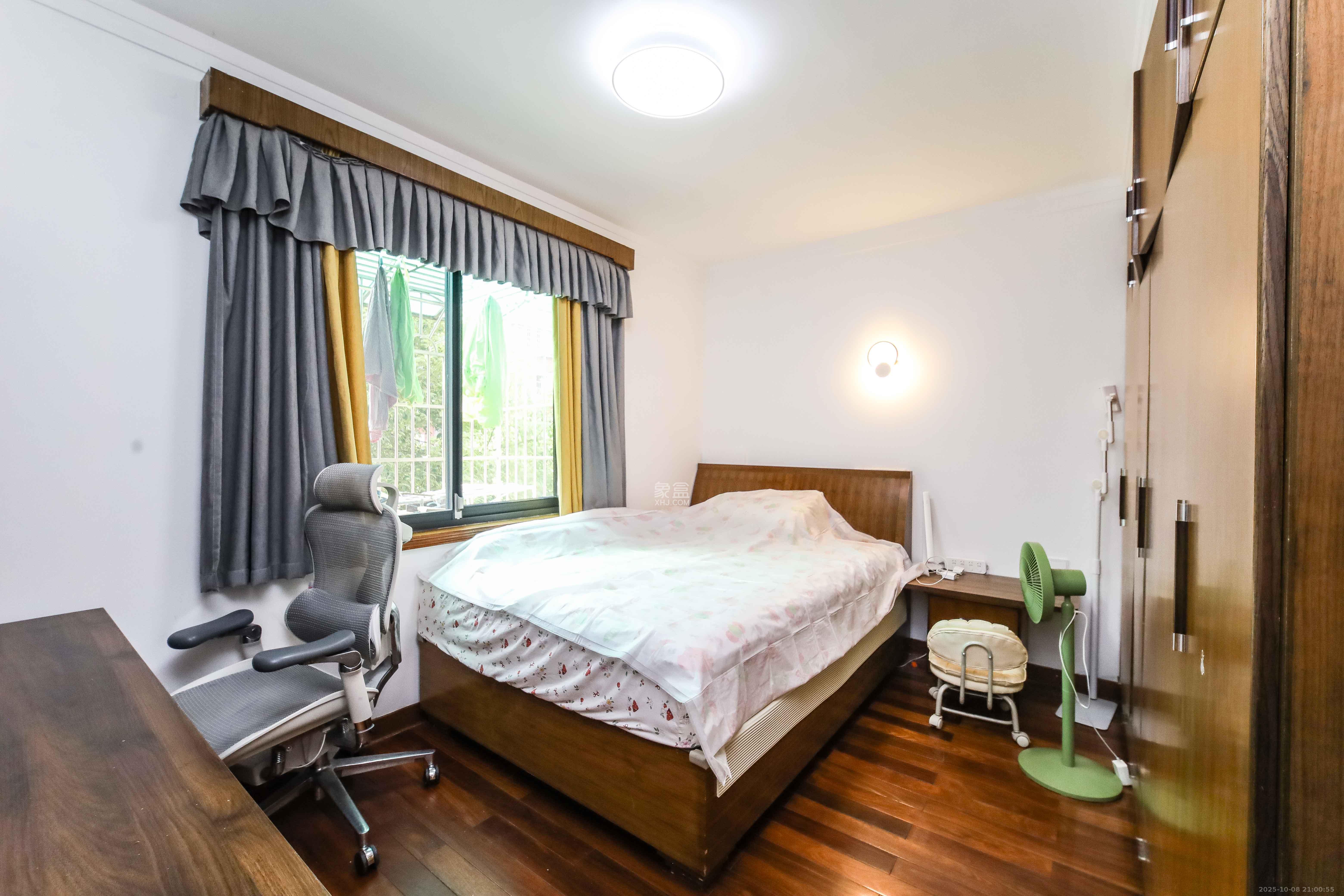 安泰新村 4室2厅2卫 95.0万 安泰新村 4室2厅2卫 95.0万卧室