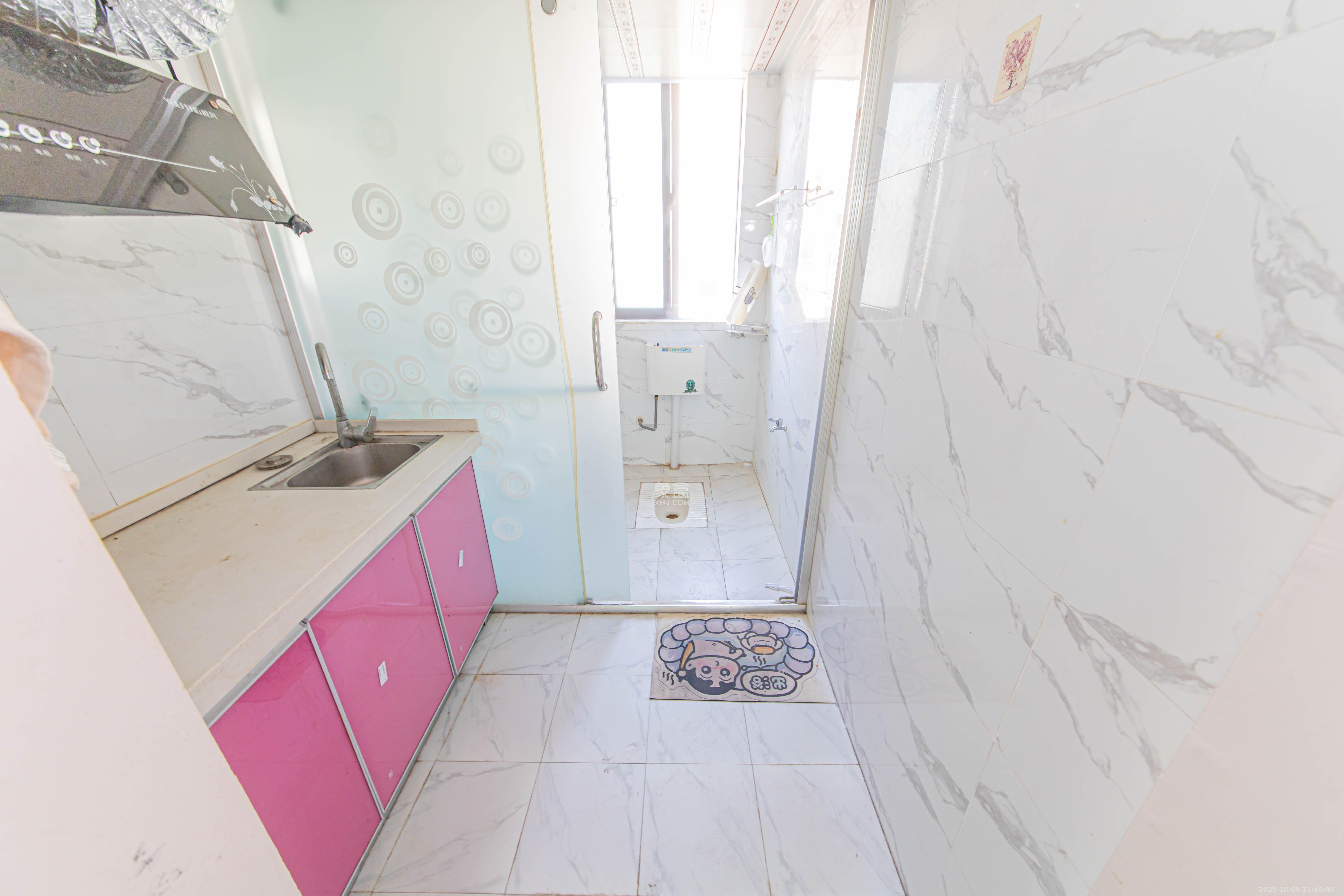 鑫远悦城（鑫远悦时代）  4室2厅2卫    139.0万卫生间