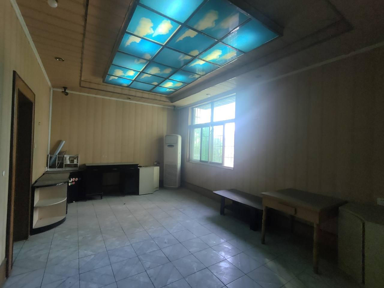 台家塅社区 3室2厅2卫 800.0元/月 台家塅社区 3室2厅2卫 800.0元/月室内图