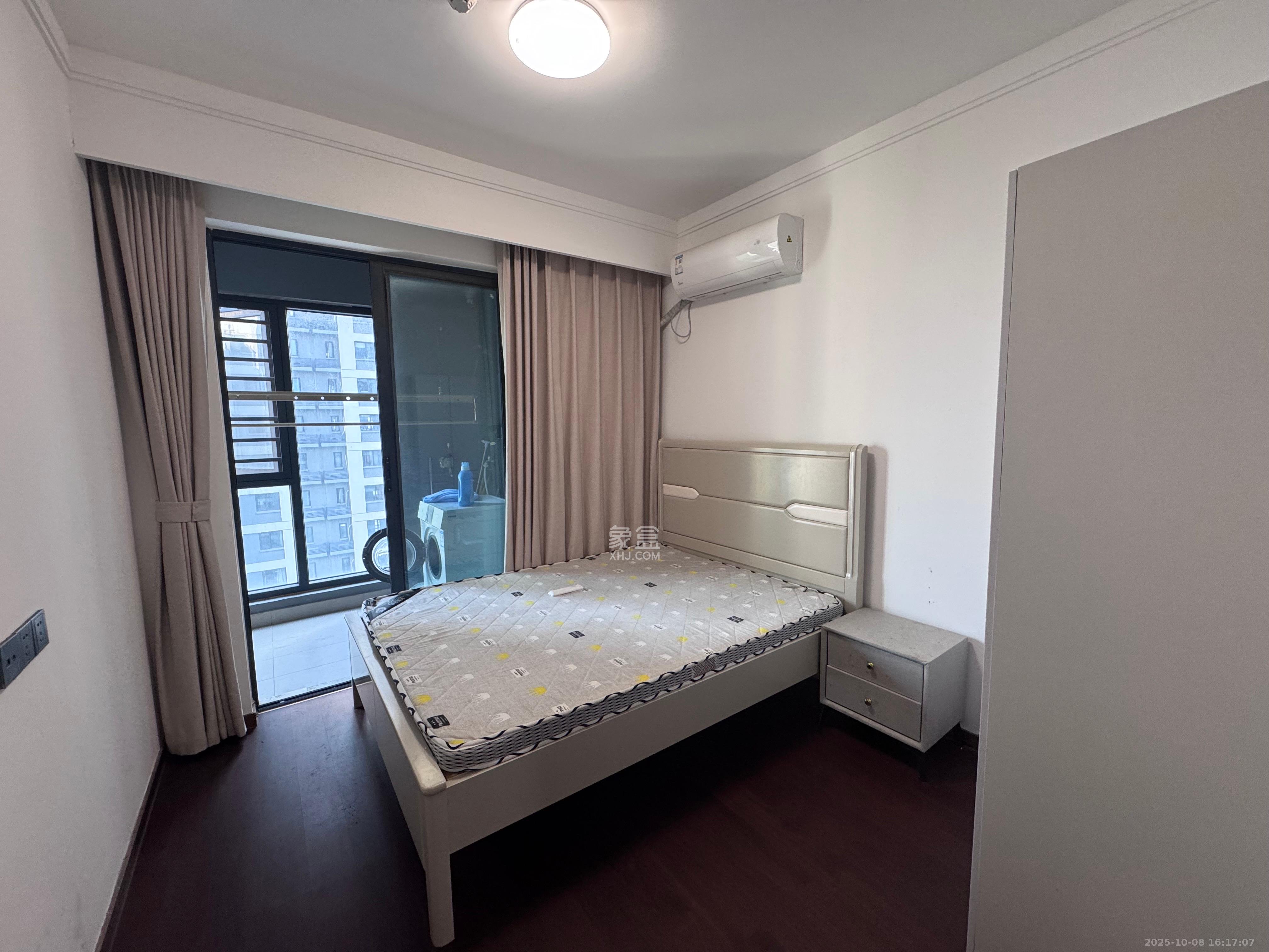 梅溪悦章 3室2厅2卫 3500.0元/月 梅溪悦章 3室2厅2卫 3500.0元/月室内图