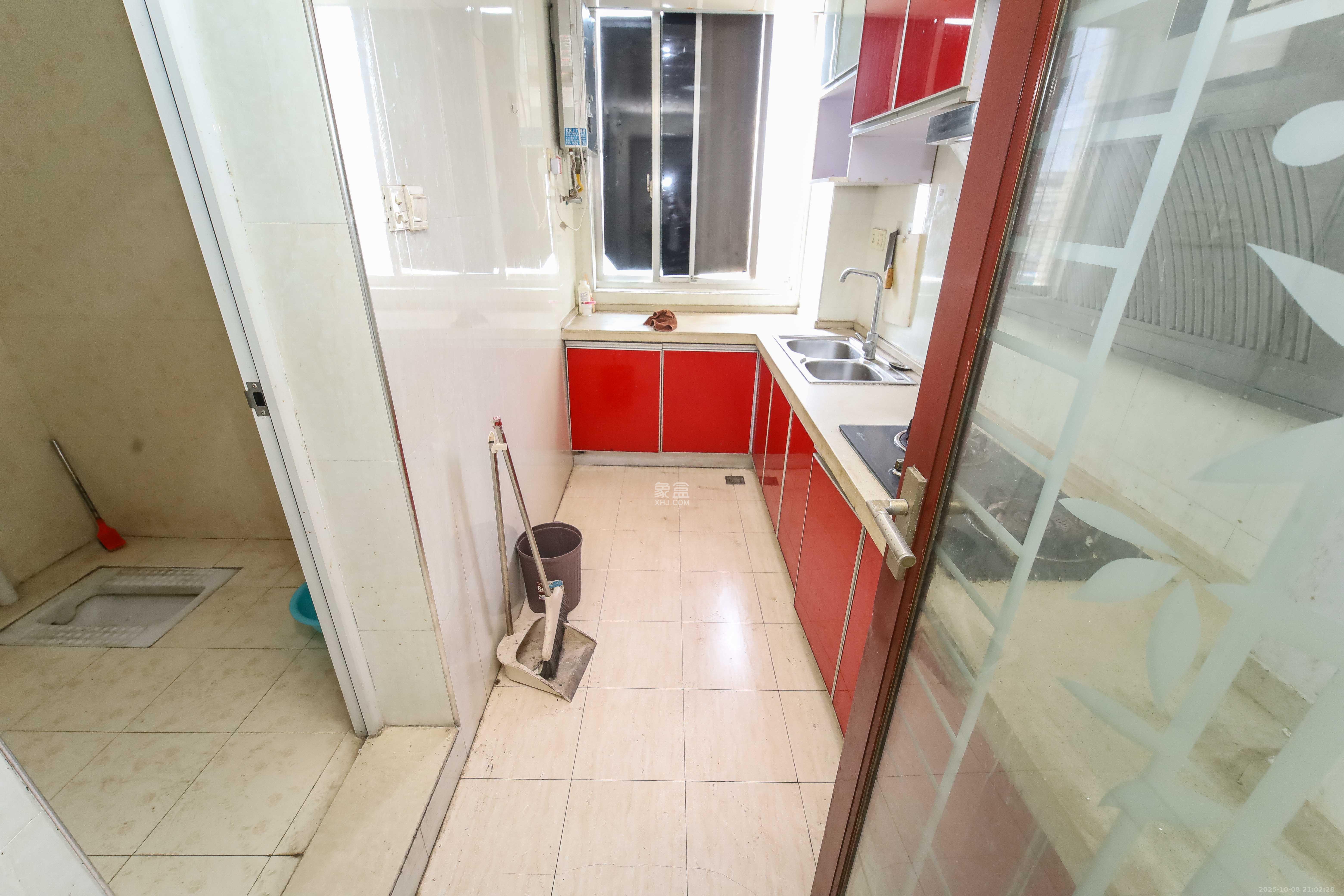 高桥现代商贸城  2室1厅1卫    59.5万厨房