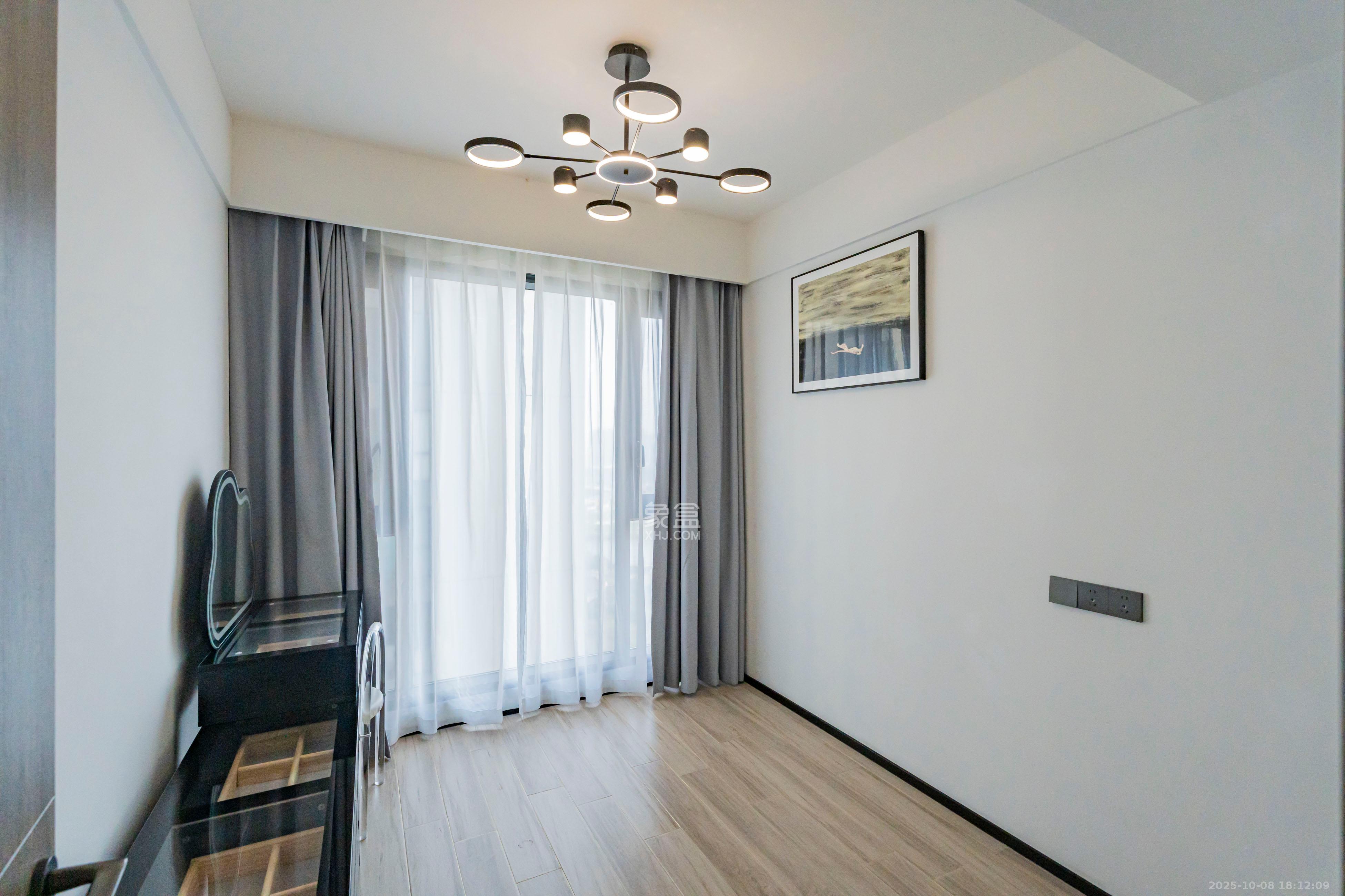 万科半岛国际 3室2厅1卫 130.0万 万科半岛国际 3室2厅1卫 130.0万卧室