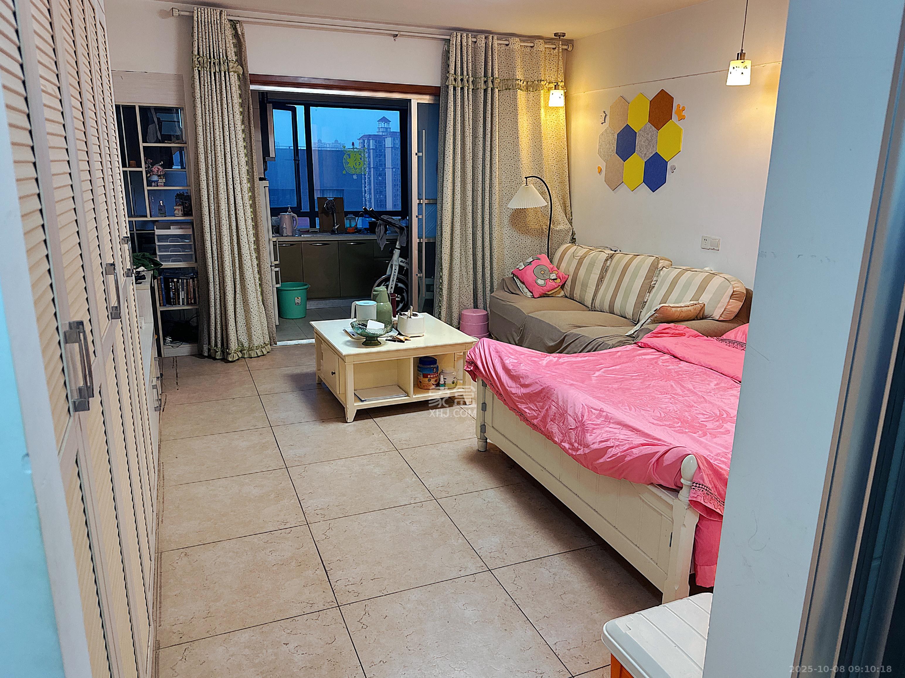 亚商国际 1室1厅1卫 1400.0元/月 亚商国际 1室1厅1卫 1400.0元/月室内图