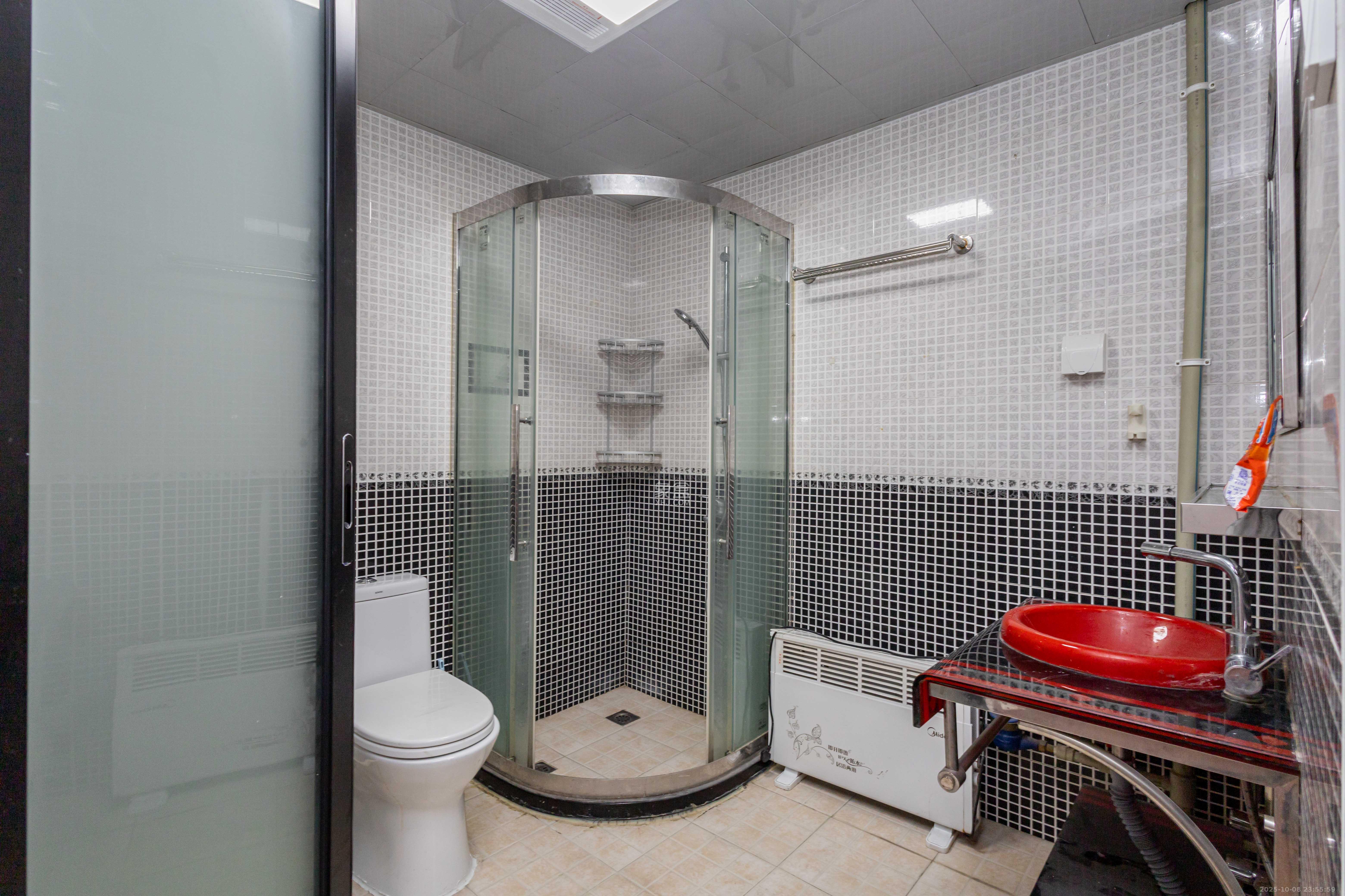 博雅湘水湾  3室2厅1卫    65.8万卫生间