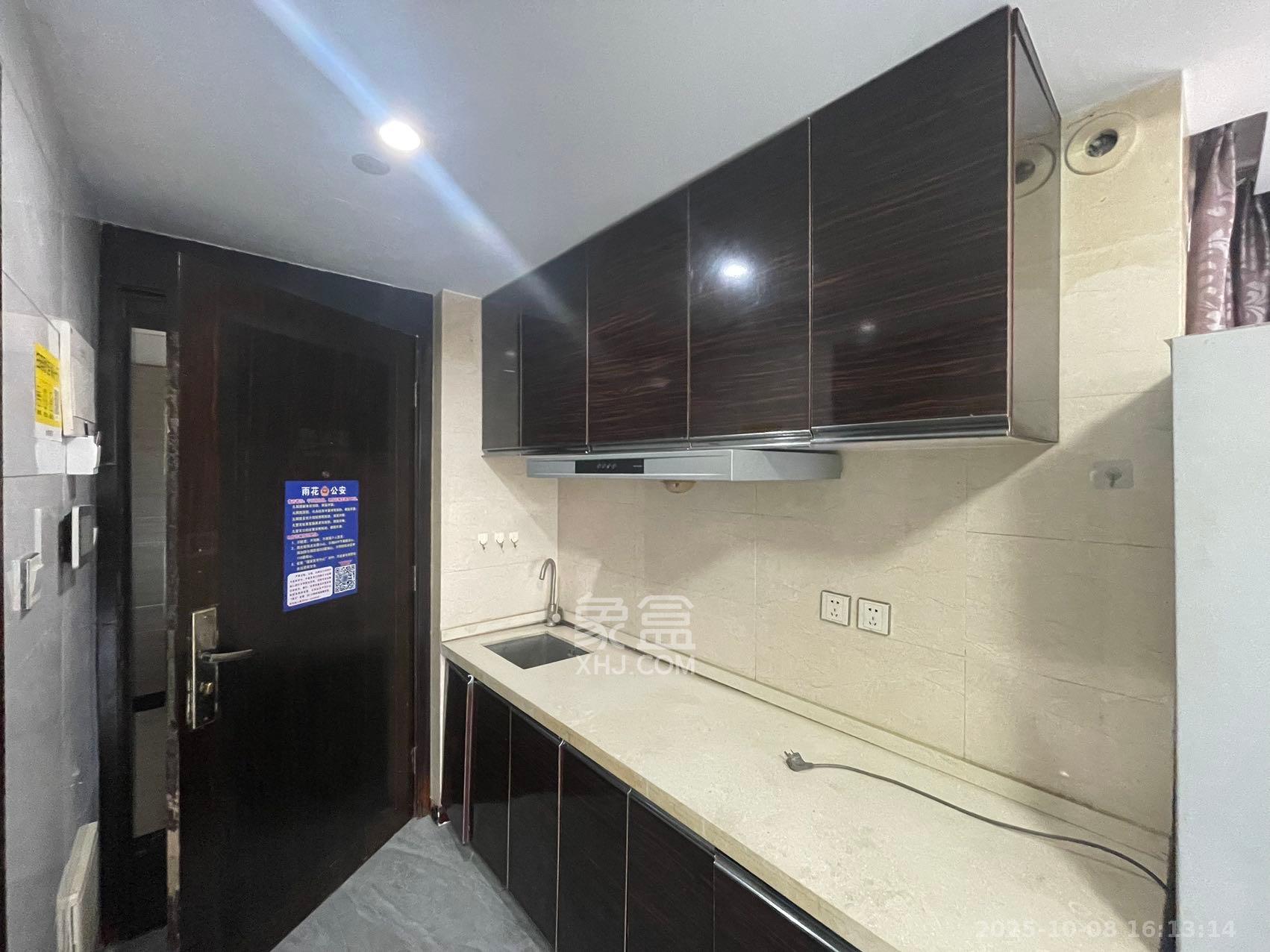 德思勤城市广场（宝格丽公寓）  1室1厅1卫    1700.0元/月室内图