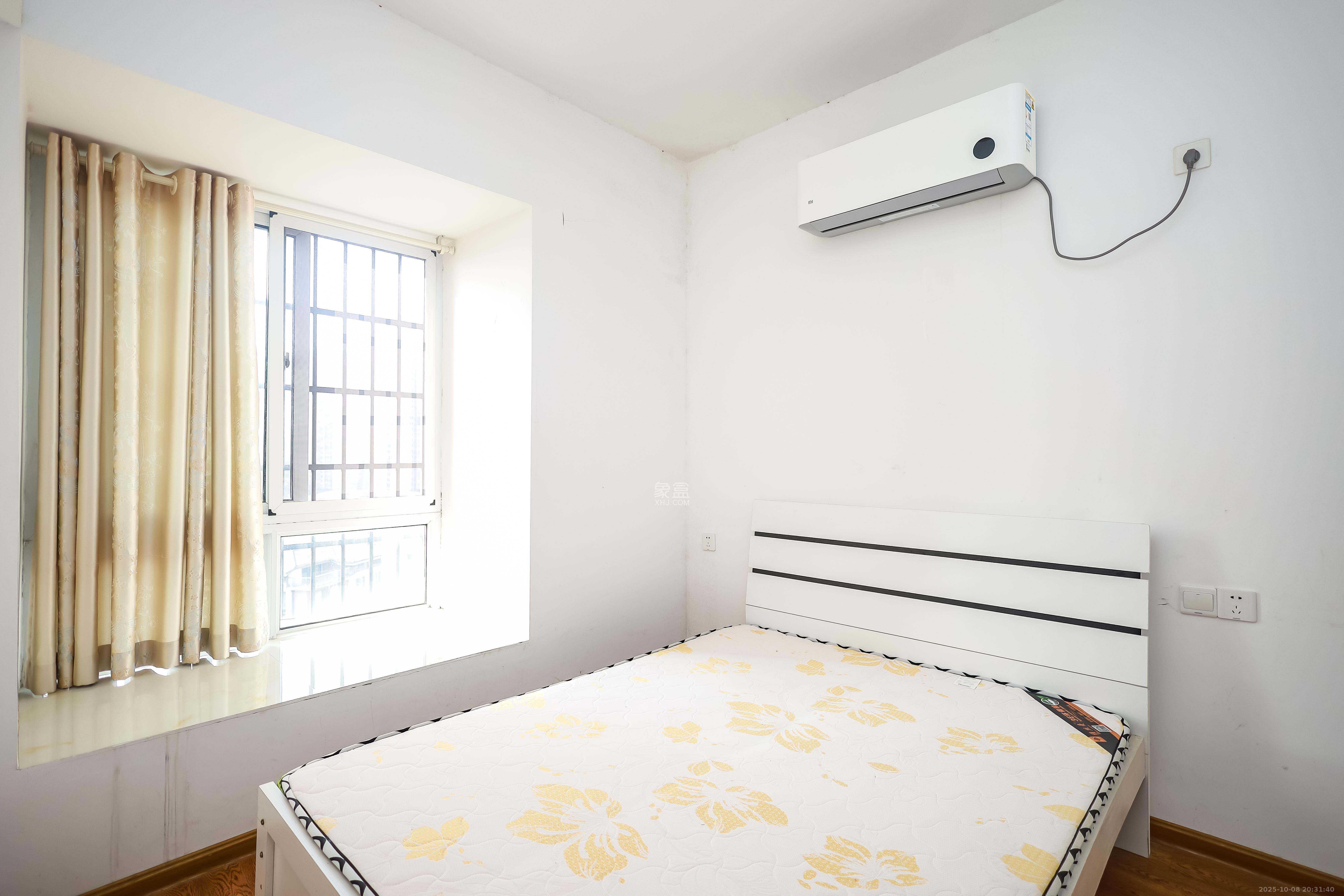 天麓尚层 3室2厅1卫 65.0万 天麓尚层 3室2厅1卫 65.0万卧室