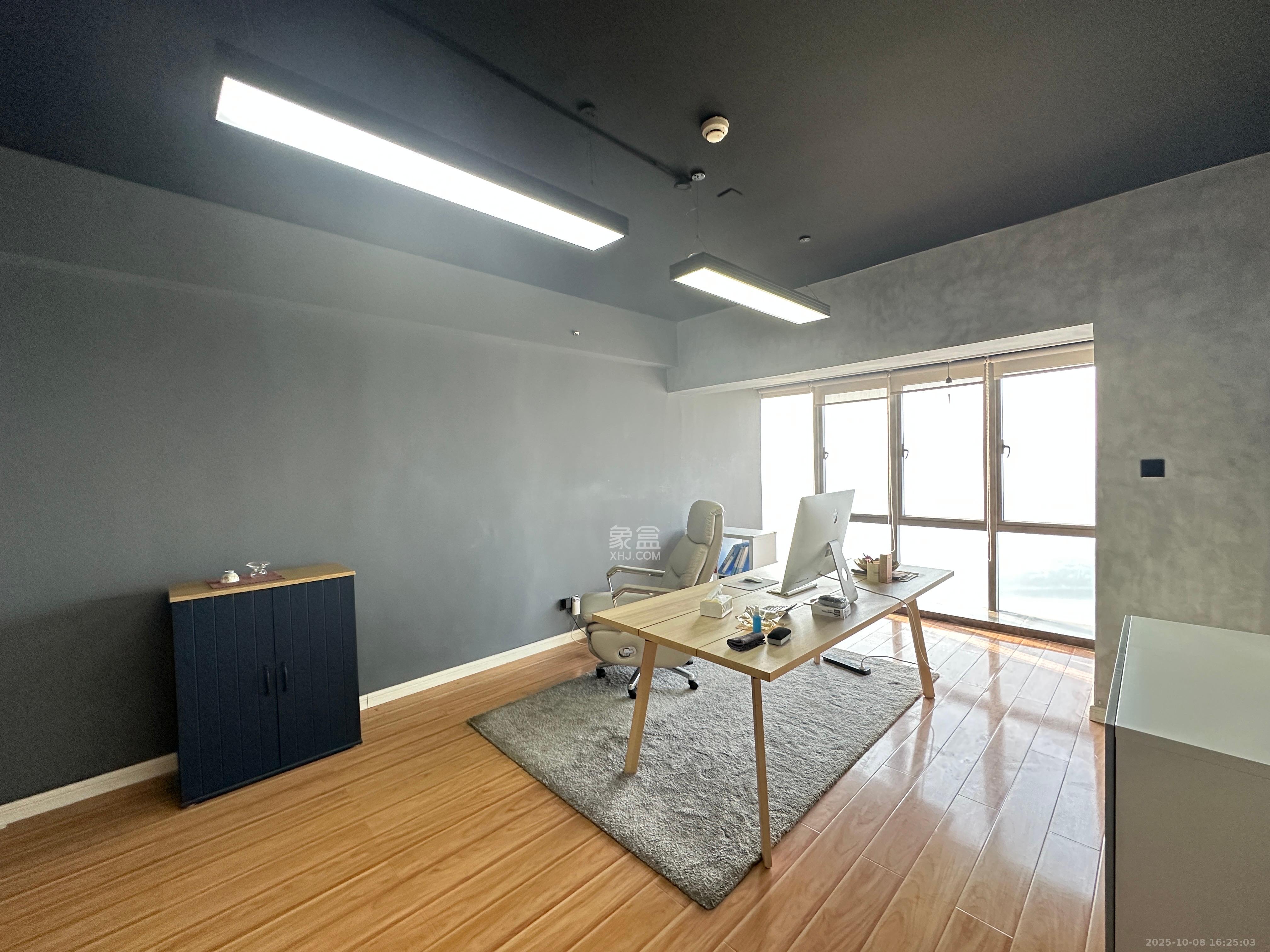 保利国际广场 1室1厅1卫 6500.0元/月 保利国际广场 1室1厅1卫 6500.0元/月室内图