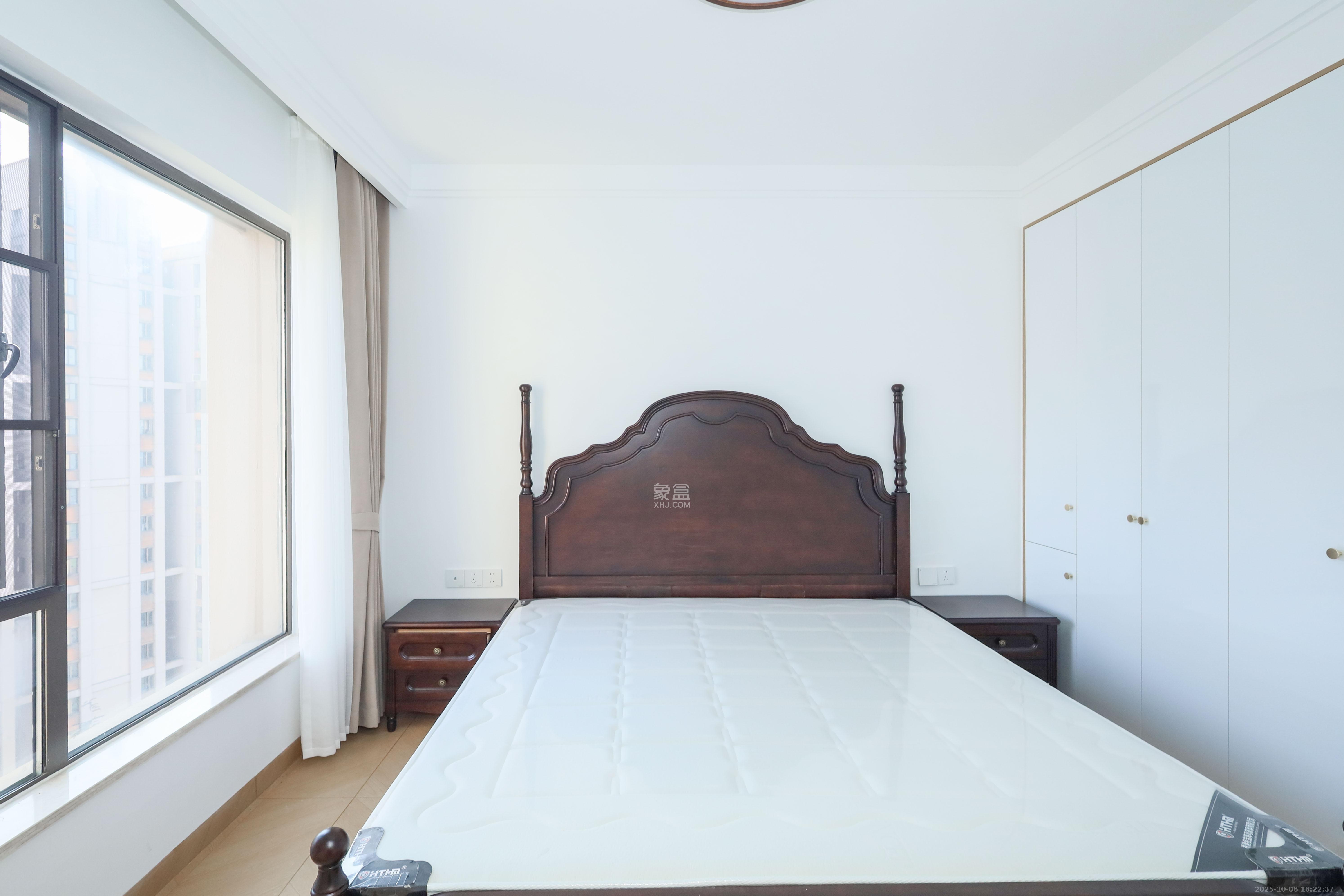 旭辉御府  3室2厅1卫    95.0万卧室