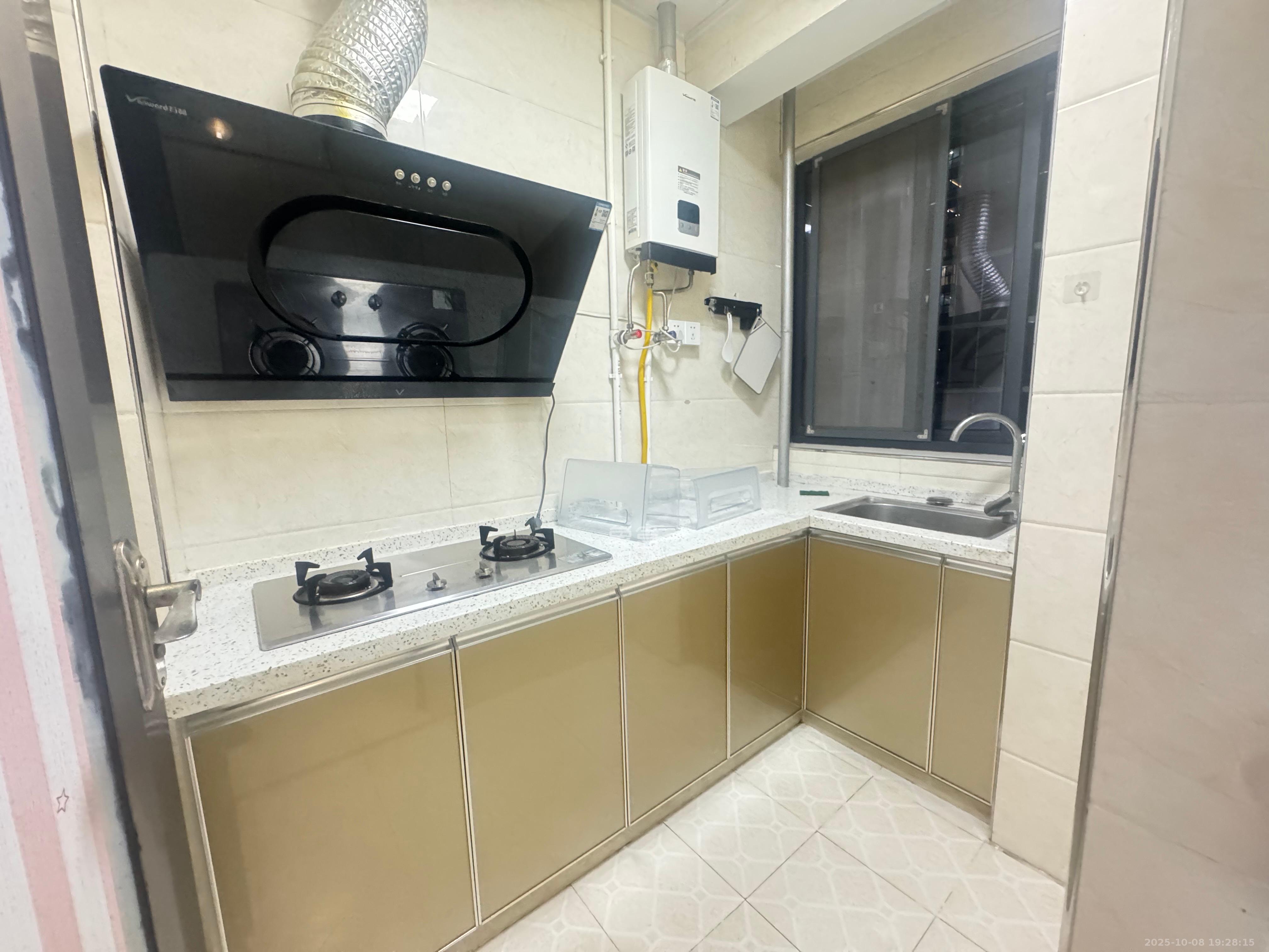 圭塘三小区  1室1厅1卫    1600.0元/月室内图