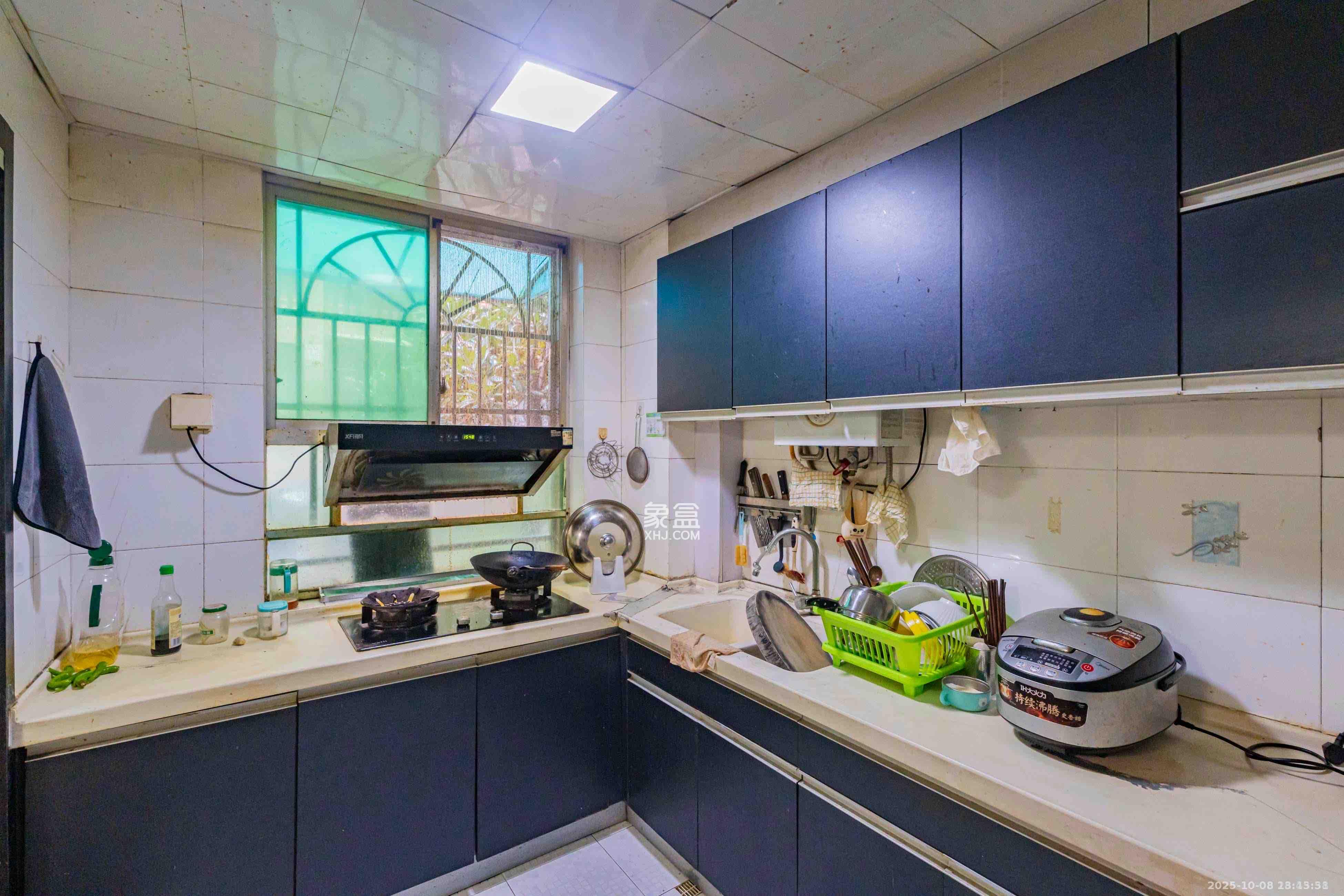 富湘园 3室2厅2卫 3000.0元/月 富湘园 3室2厅2卫 3000.0元/月室内图