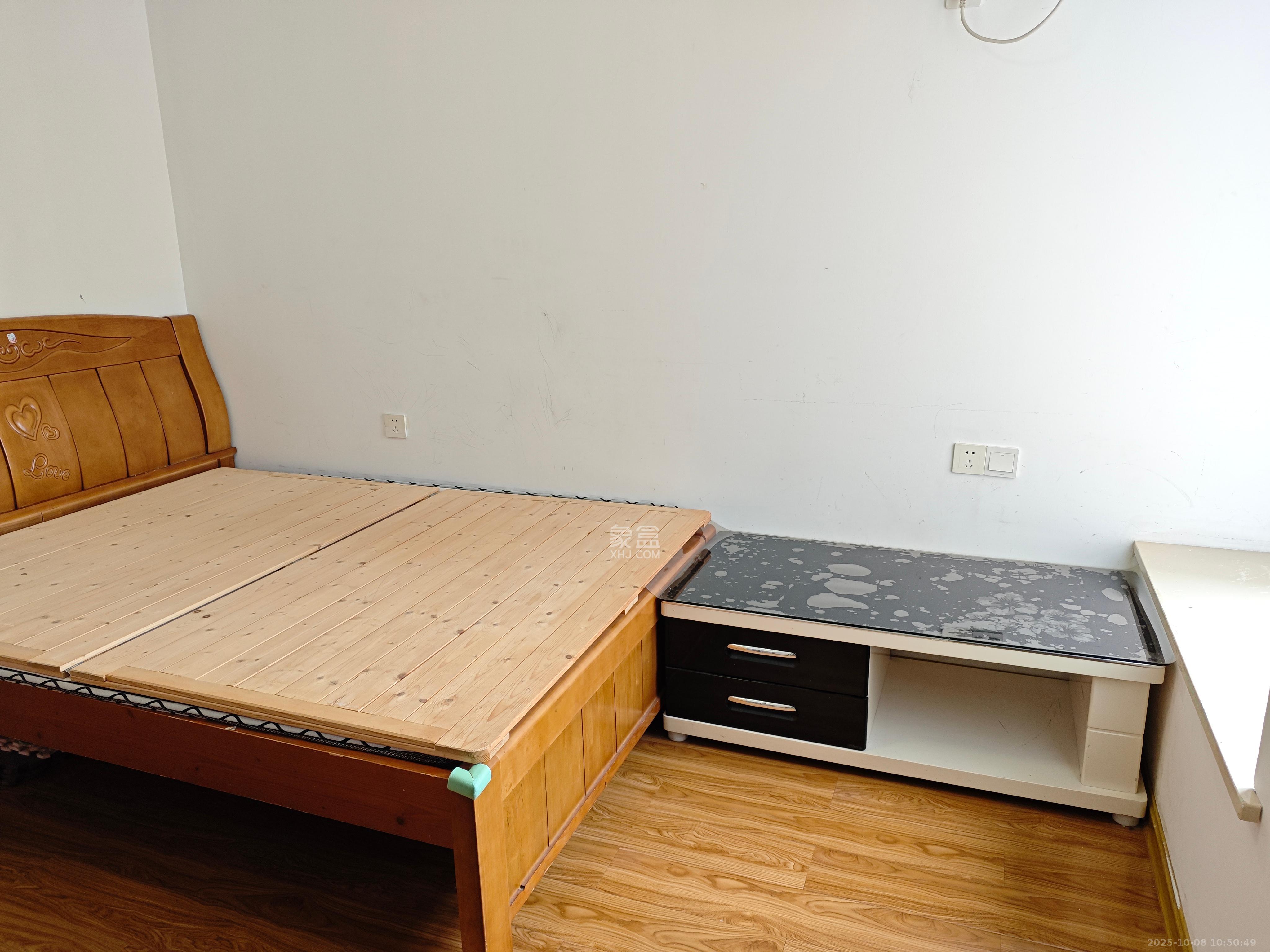 盛世耀凯  2室2厅1卫    1800.0元/月室内图