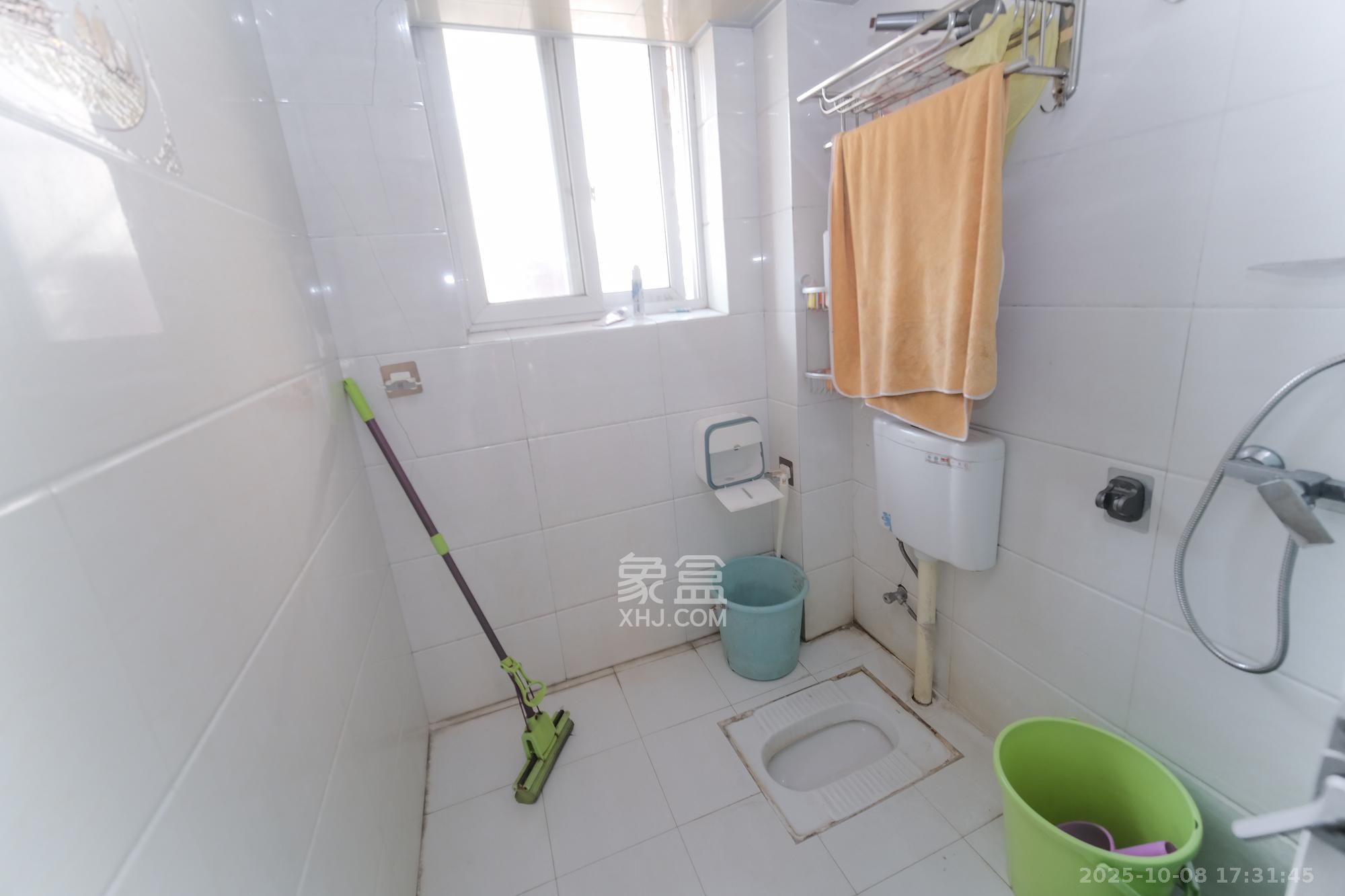 长丰星城  1室0厅0卫    37.5万卫生间