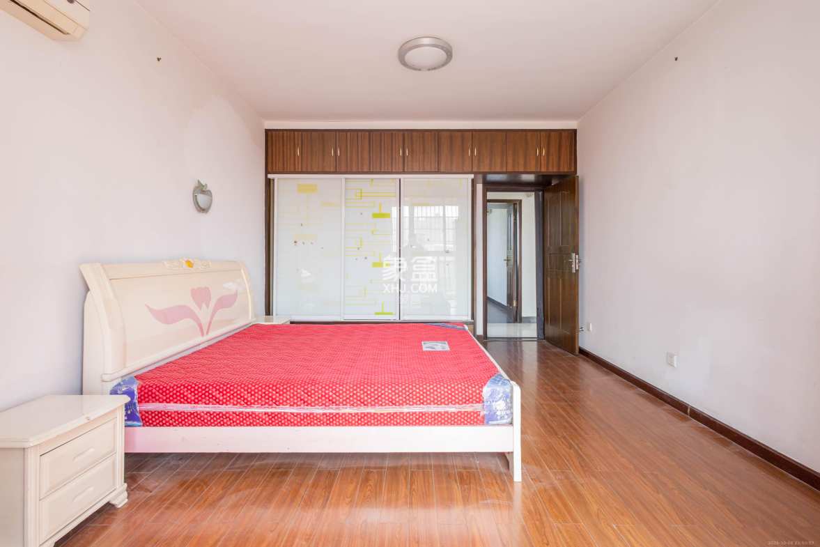 东业早安星城 3室2厅1卫 57.0万 东业早安星城 3室2厅1卫 57.0万卧室