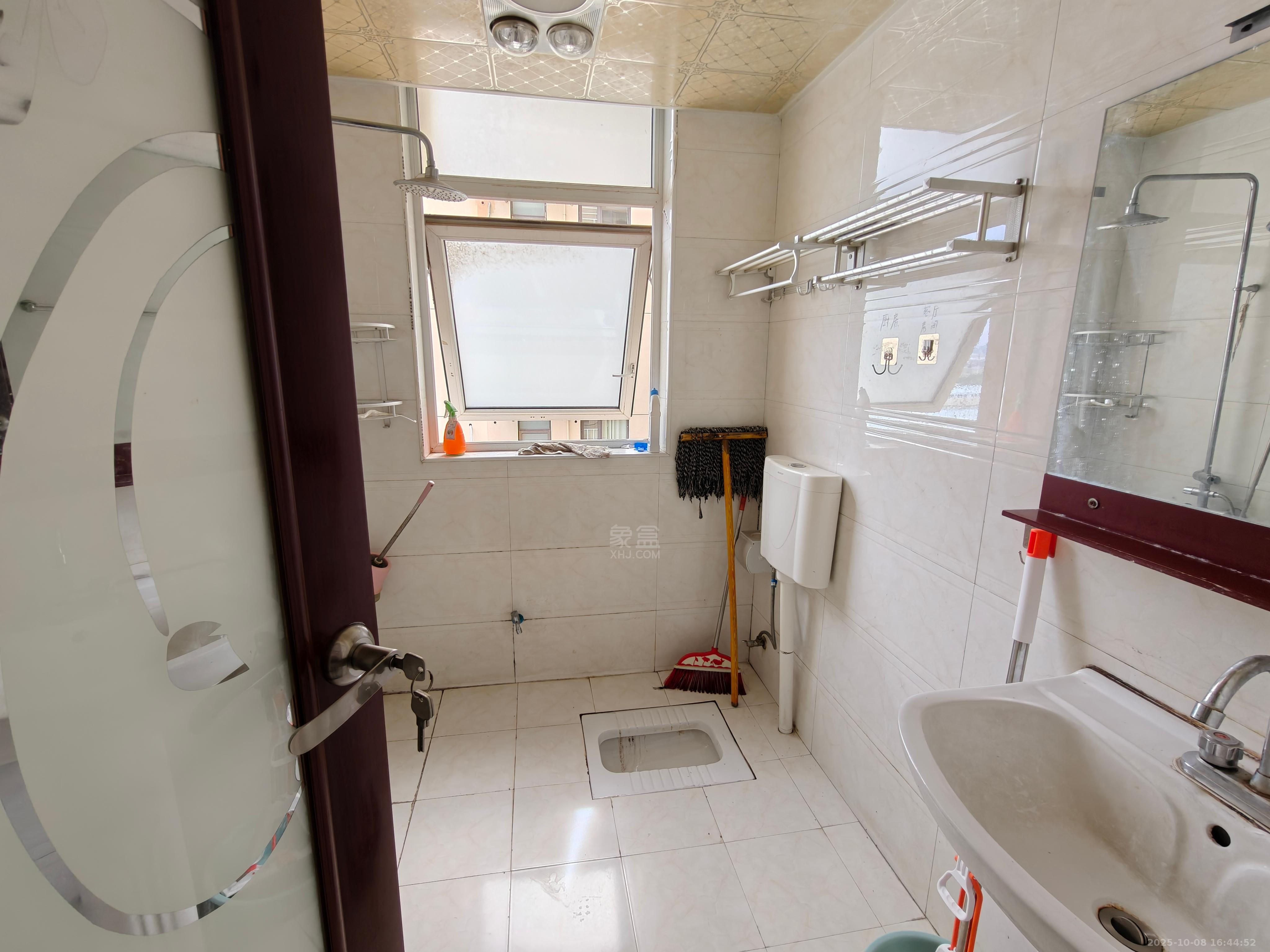 佳兆业金域天下三期 3室2厅1卫 1600.0元/月 佳兆业金域天下三期 3室2厅1卫 1600.0元/月室内图