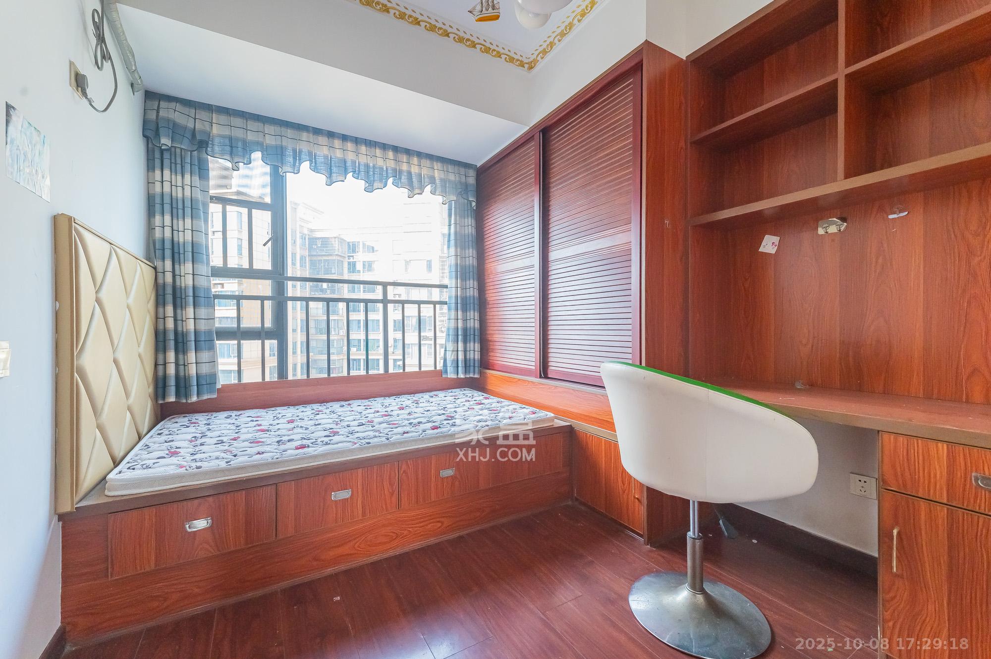 方略城市广场 3室2厅2卫 88.8万 方略城市广场 3室2厅2卫 88.8万卧室