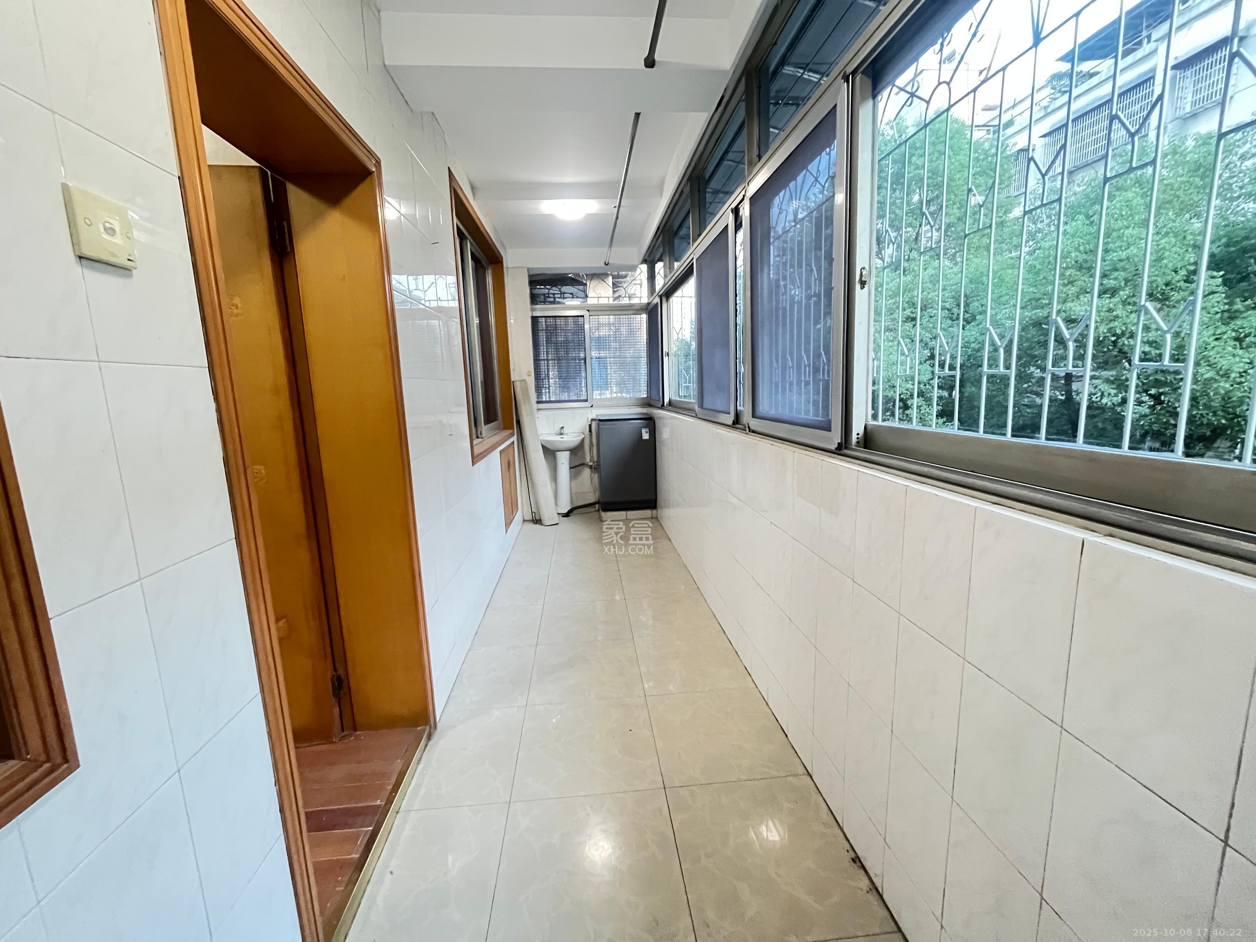 长沙市邮政宿舍(古汉邮局宿舍) 3室2厅1卫 1800.0元/月 长沙市邮政宿舍(古汉邮局宿舍) 3室2厅1卫 1800.0元/月室内图