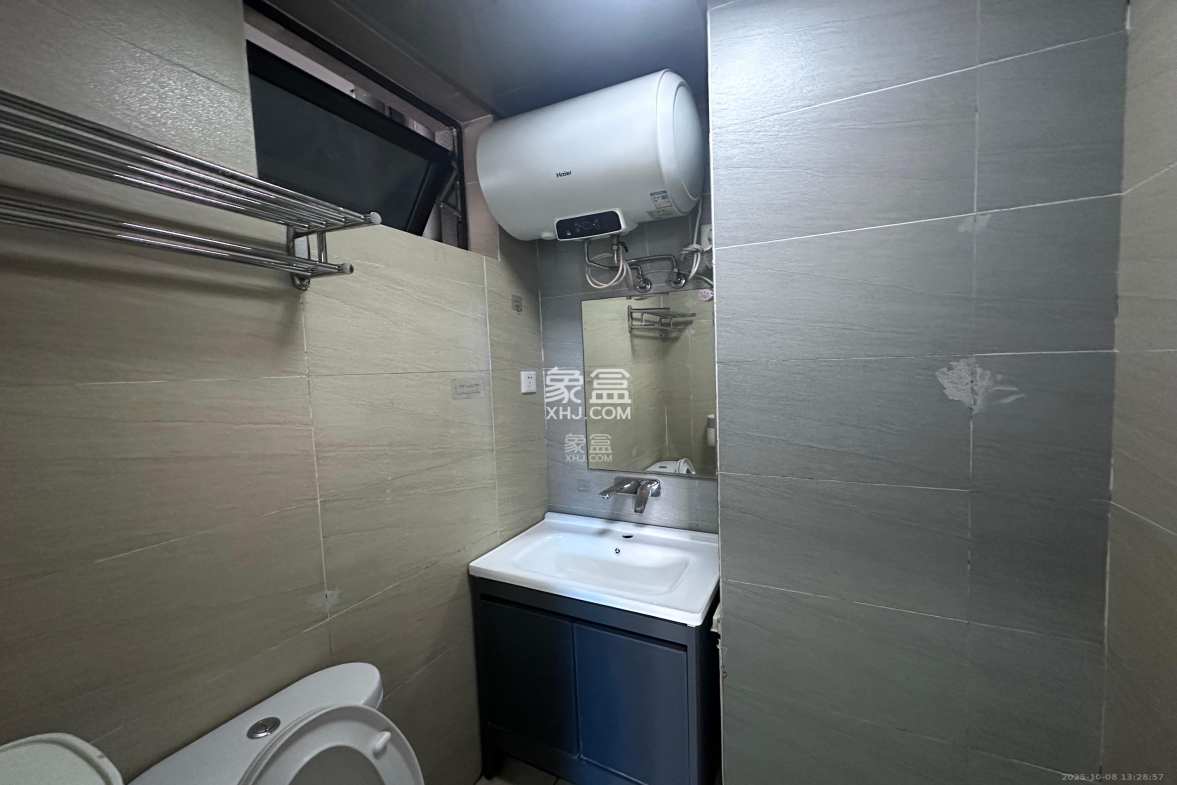 长盛上东区 1室0厅1卫 1500.0元/月 长盛上东区 1室0厅1卫 1500.0元/月室内图