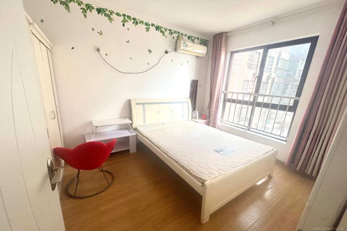 芒果天地(芒果雅苑) 3室2厅1卫 2500.0元/月 芒果天地(芒果雅苑) 3室2厅1卫 2500.0元/月室内图