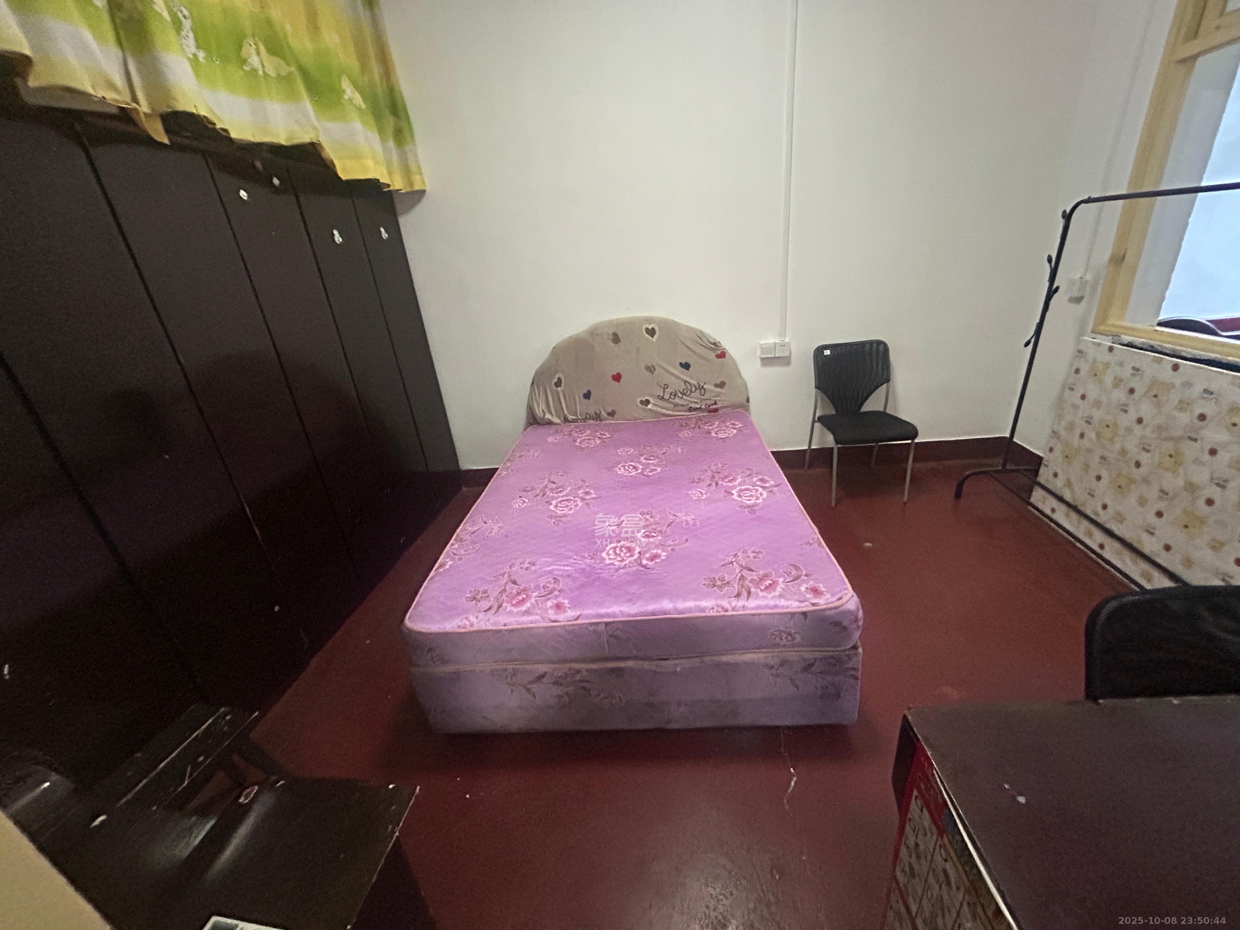 长坡水利水电机械厂宿舍 1室1厅0卫 1000.0元/月 长坡水利水电机械厂宿舍 1室1厅0卫 1000.0元/月室内图