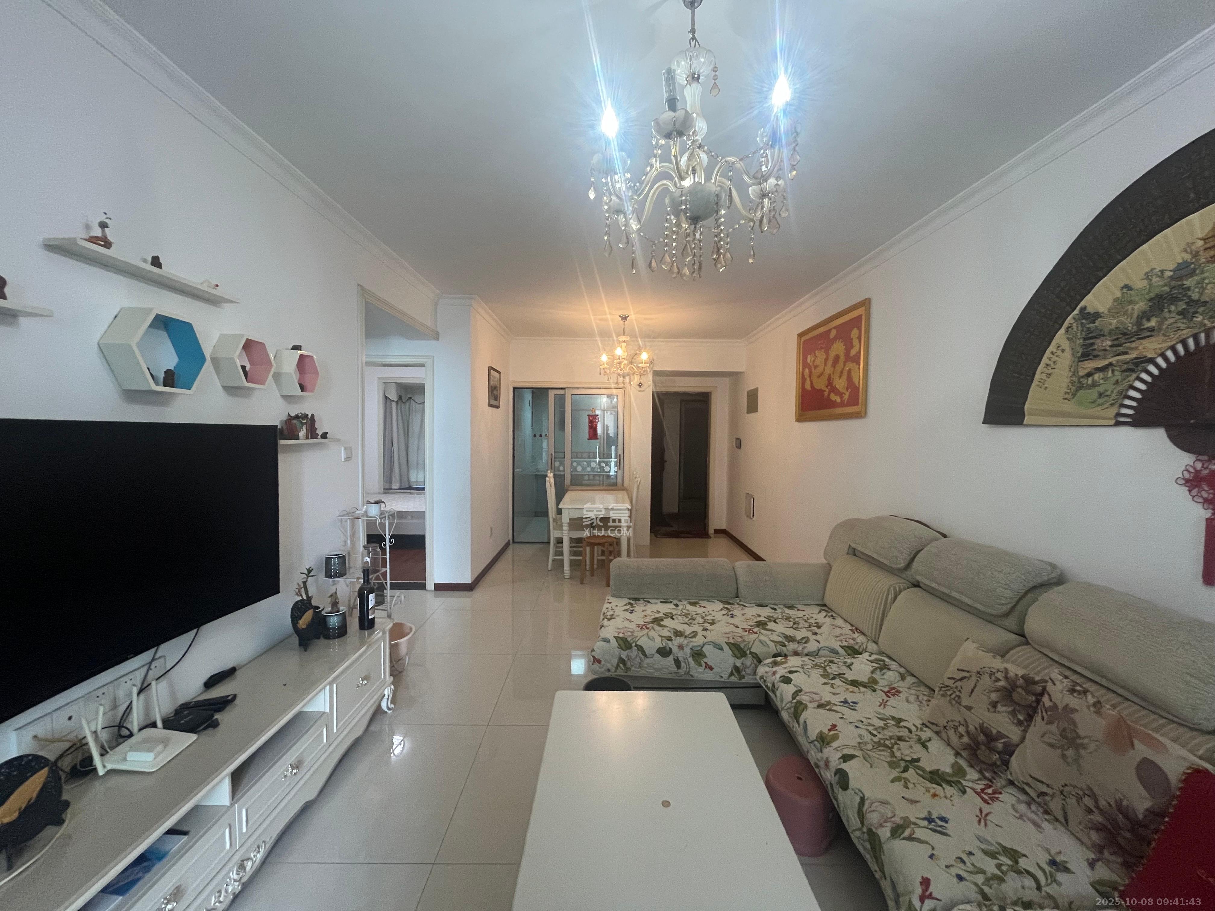 金科时代中心  2室1厅1卫    2200.0元/月室内图