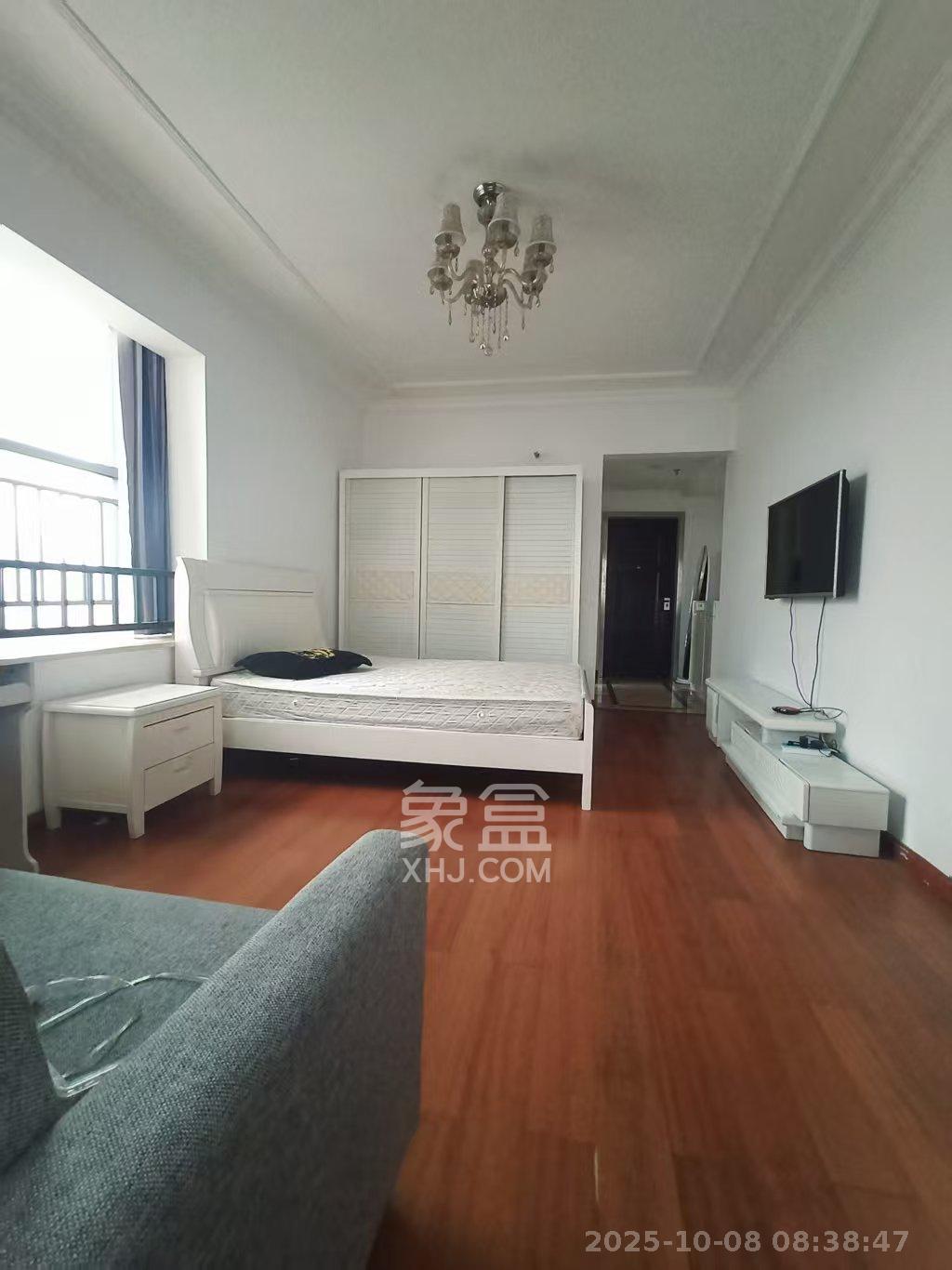 蓝湾国际广场  1室1厅1卫    1700.0元/月 蓝湾国际广场  1室1厅1卫    1700.0元/月室内图