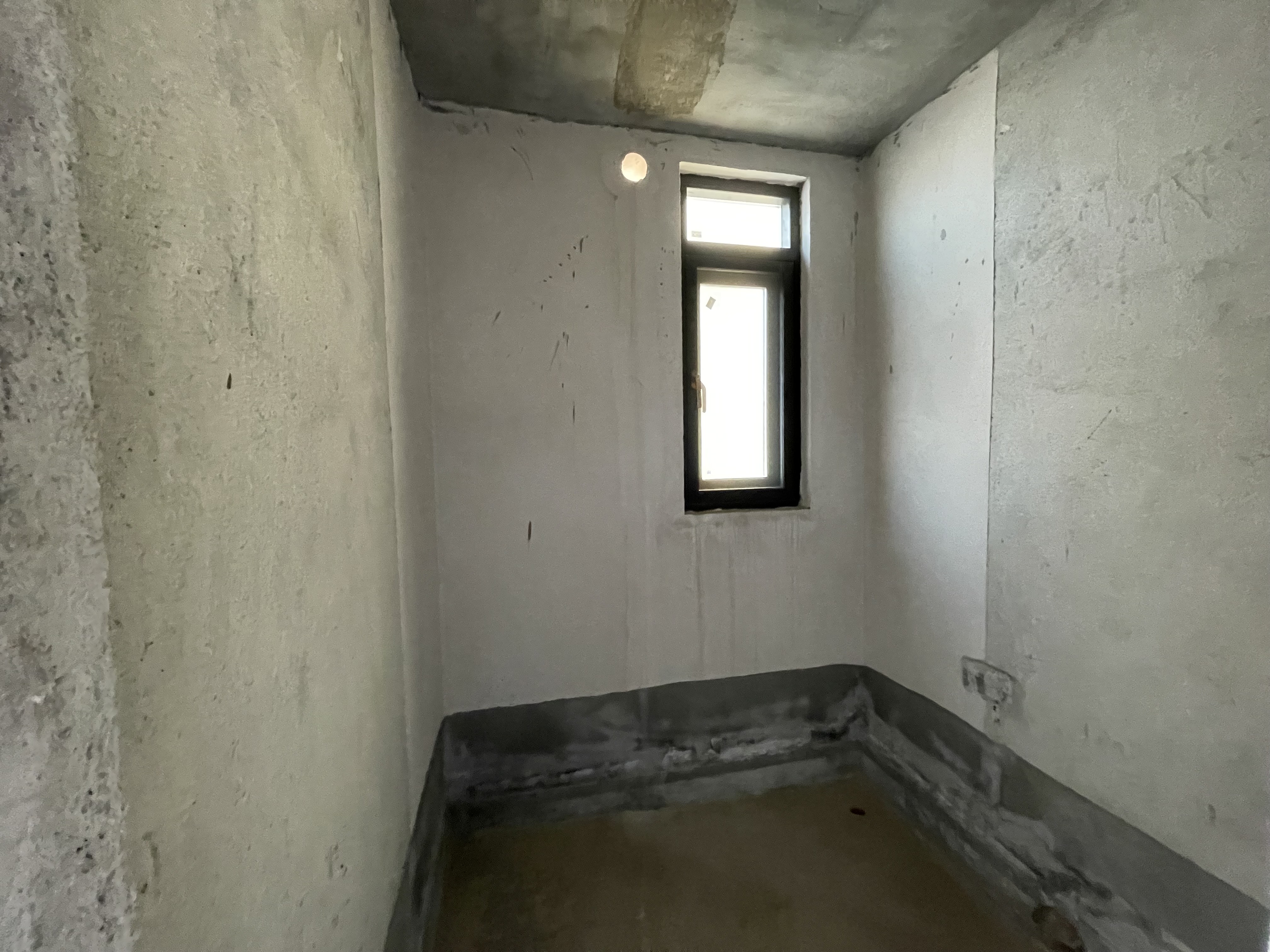 汇方雁归来  4室2厅2卫    89.8万客厅