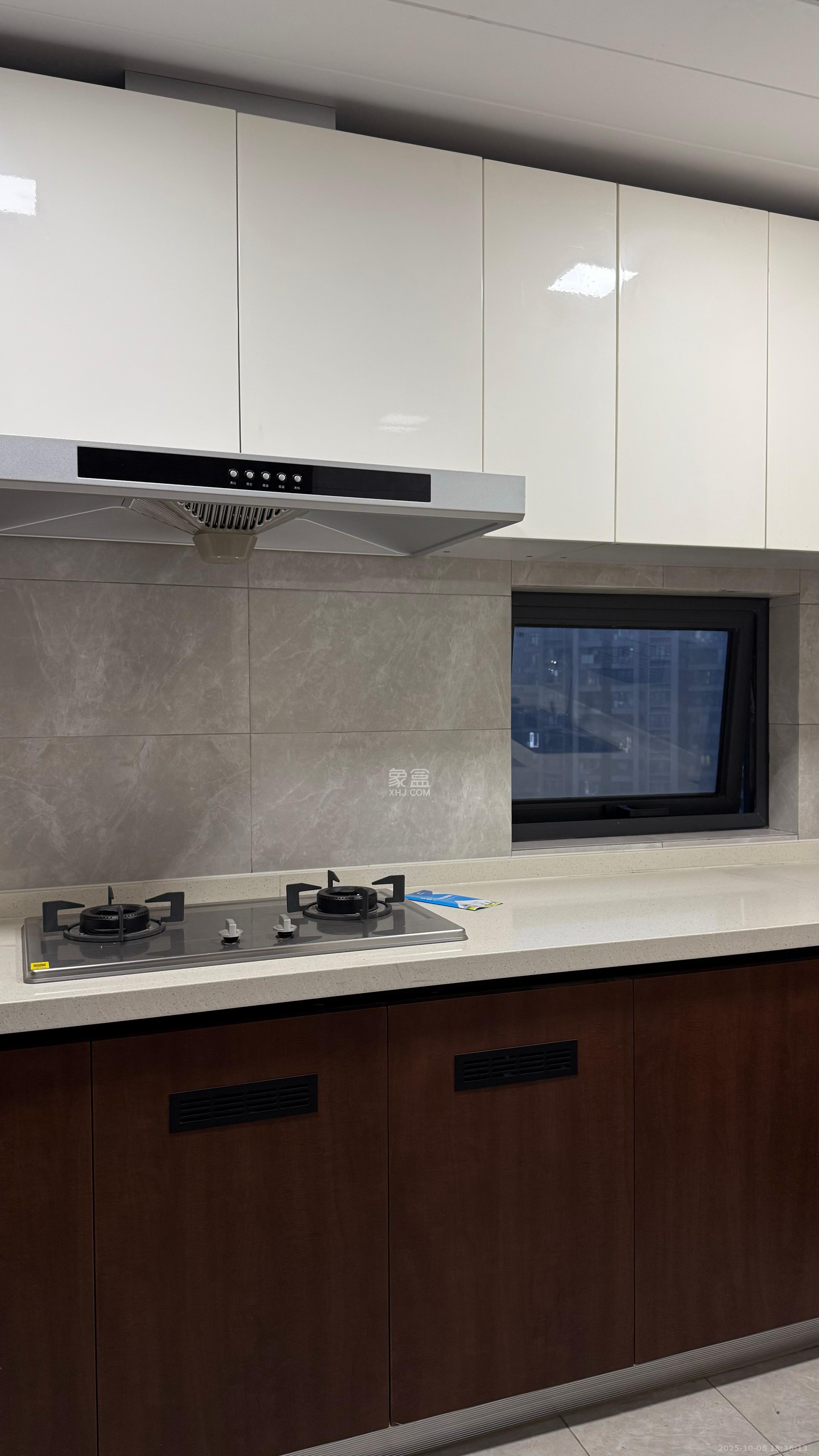 汇金城/嘉华城（二期、三期）  3室2厅1卫    2400.0元/月室内图