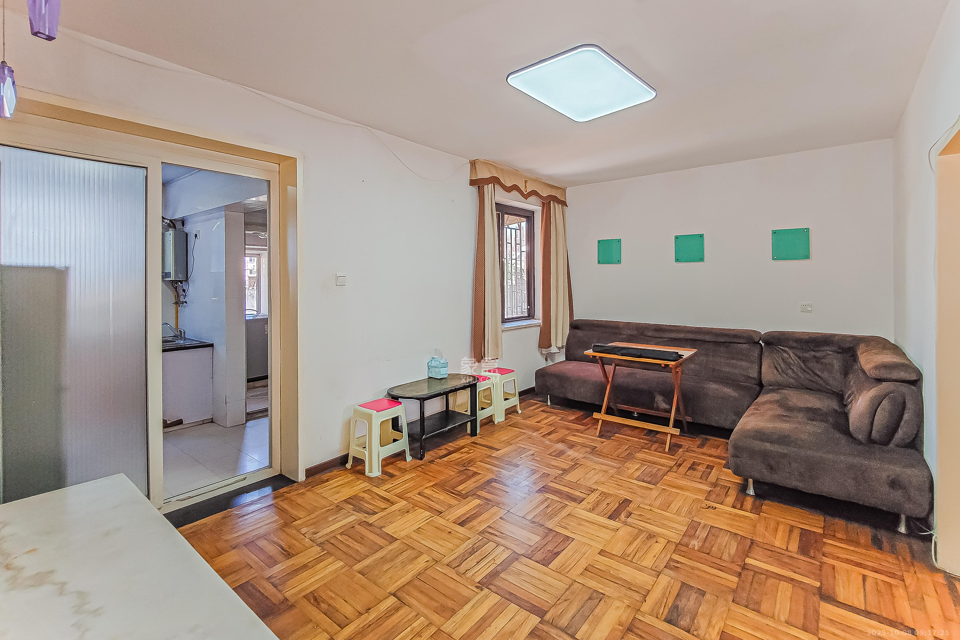 南湖公寓（万顺公寓）  2室1厅1卫    49.0万