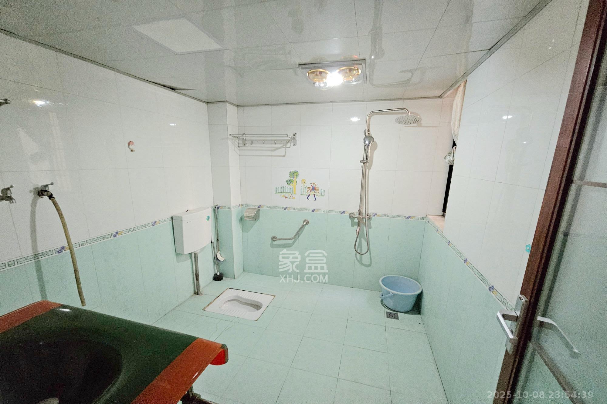 三江花中城 2室2厅1卫 2500.0元/月 三江花中城 2室2厅1卫 2500.0元/月室内图