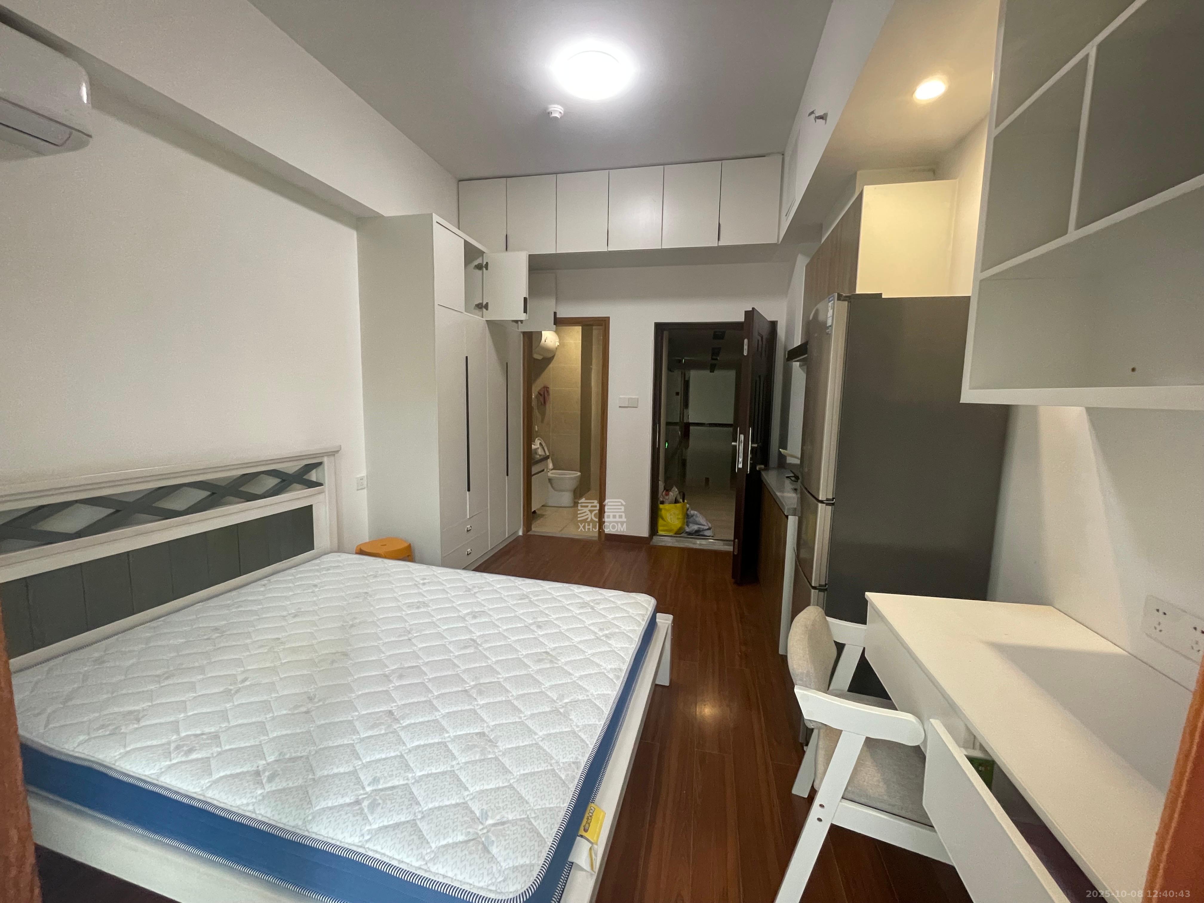 荣泰广场 1室0厅0卫 1100.0元/月 荣泰广场 1室0厅0卫 1100.0元/月室内图