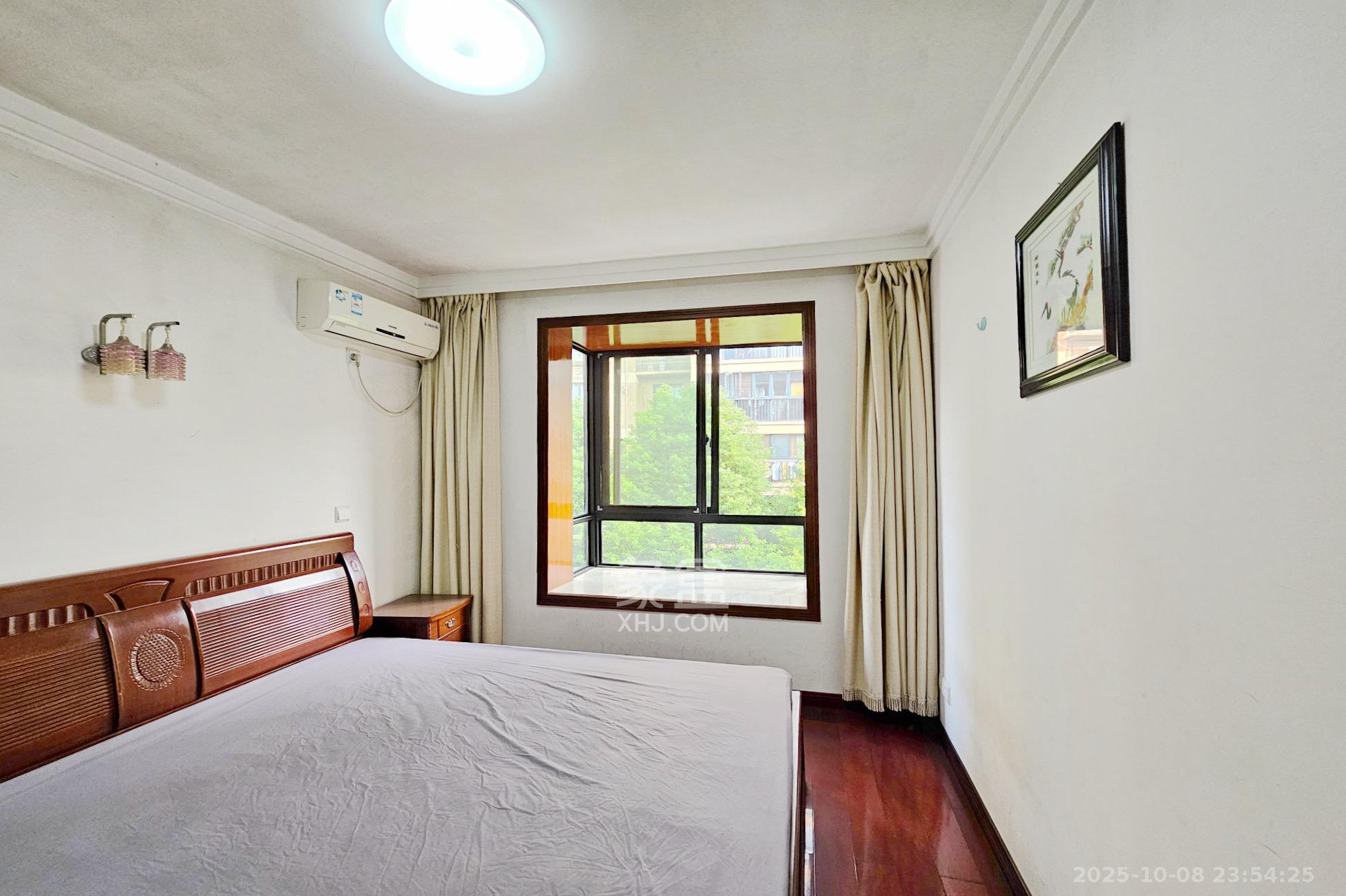 三江花中城 2室2厅1卫 2500.0元/月 三江花中城 2室2厅1卫 2500.0元/月室内图