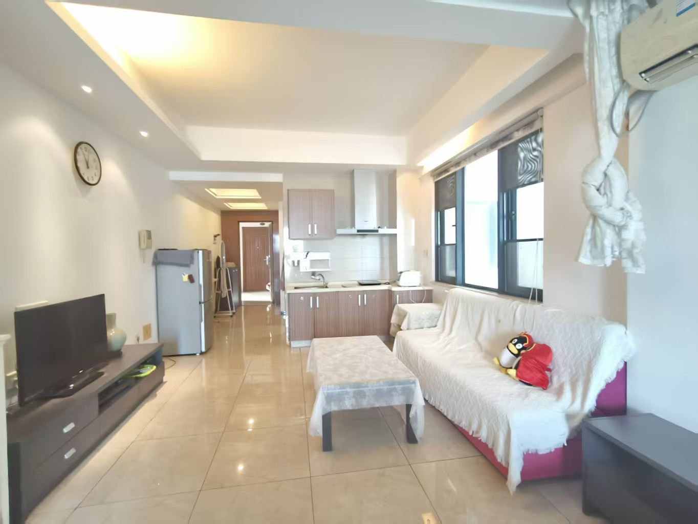 福隆广场 1室1厅1卫 1800.0元/月 福隆广场 1室1厅1卫 1800.0元/月室内图