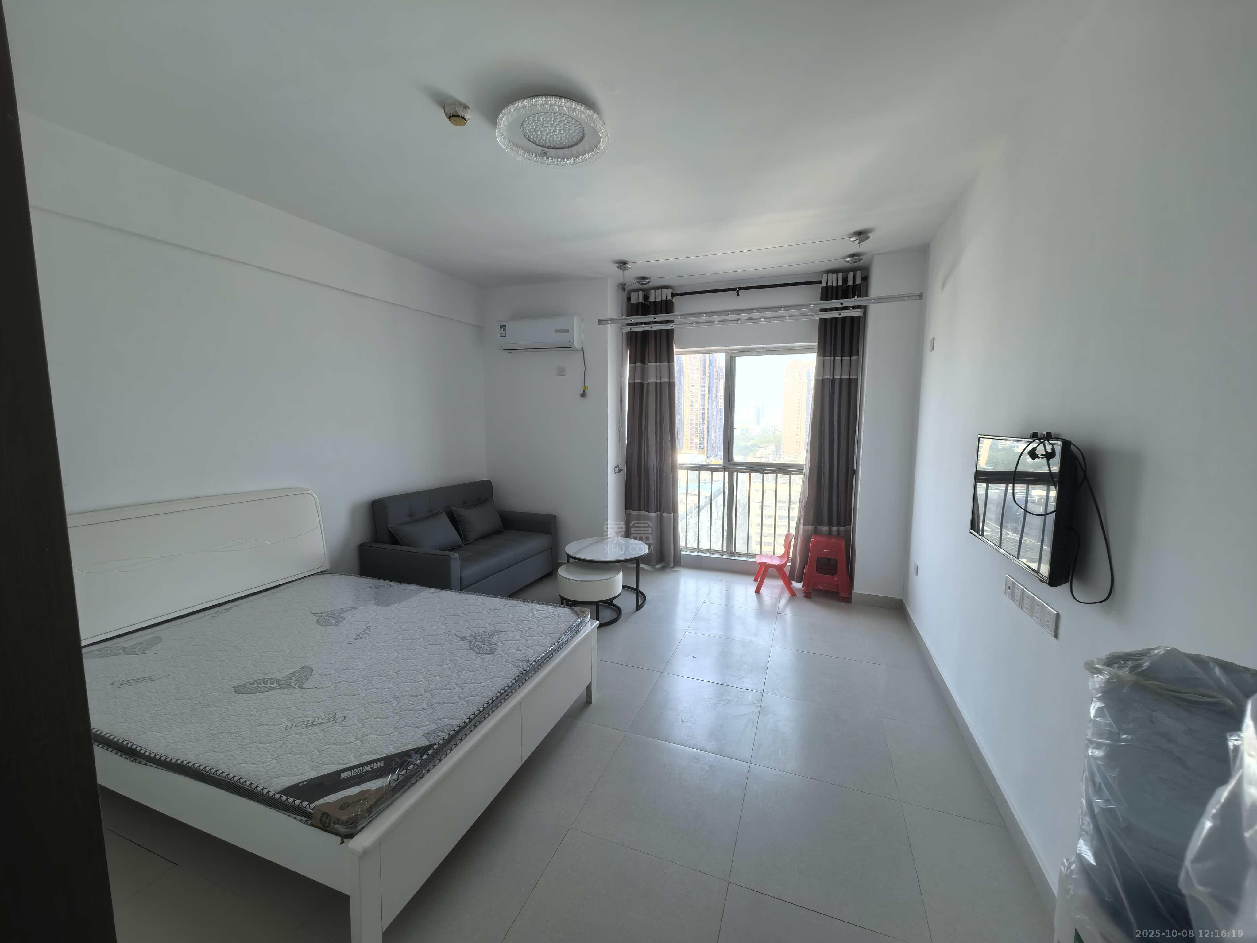 鸿益广场  1室1厅1卫    1100.0元/月 鸿益广场  1室1厅1卫    1100.0元/月