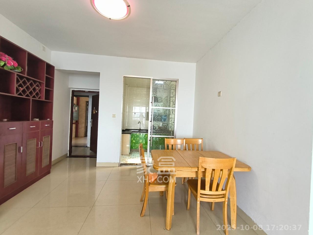 九华新城  2室2厅1卫    1600.0元/月室内图