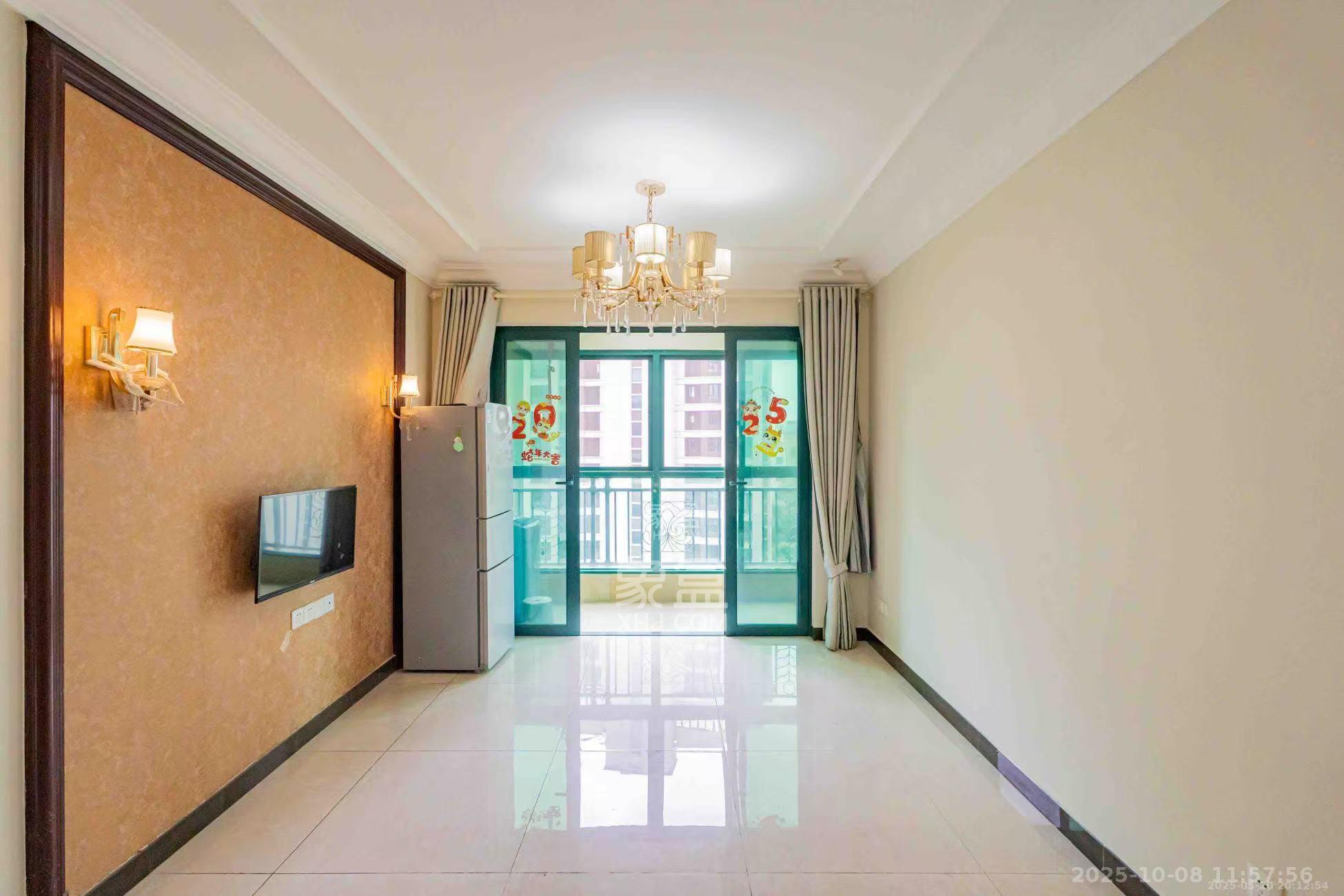 恒大雅苑  2室2厅1卫    2000.0元/月