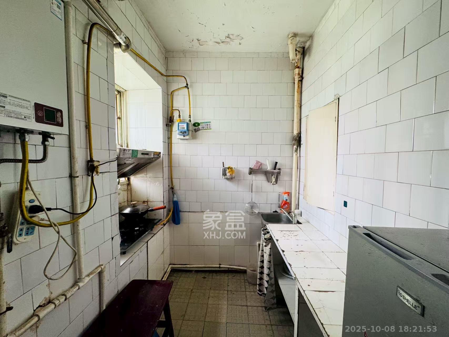 省气象局宿舍 3室1厅1卫 1800.0元/月 省气象局宿舍 3室1厅1卫 1800.0元/月室内图