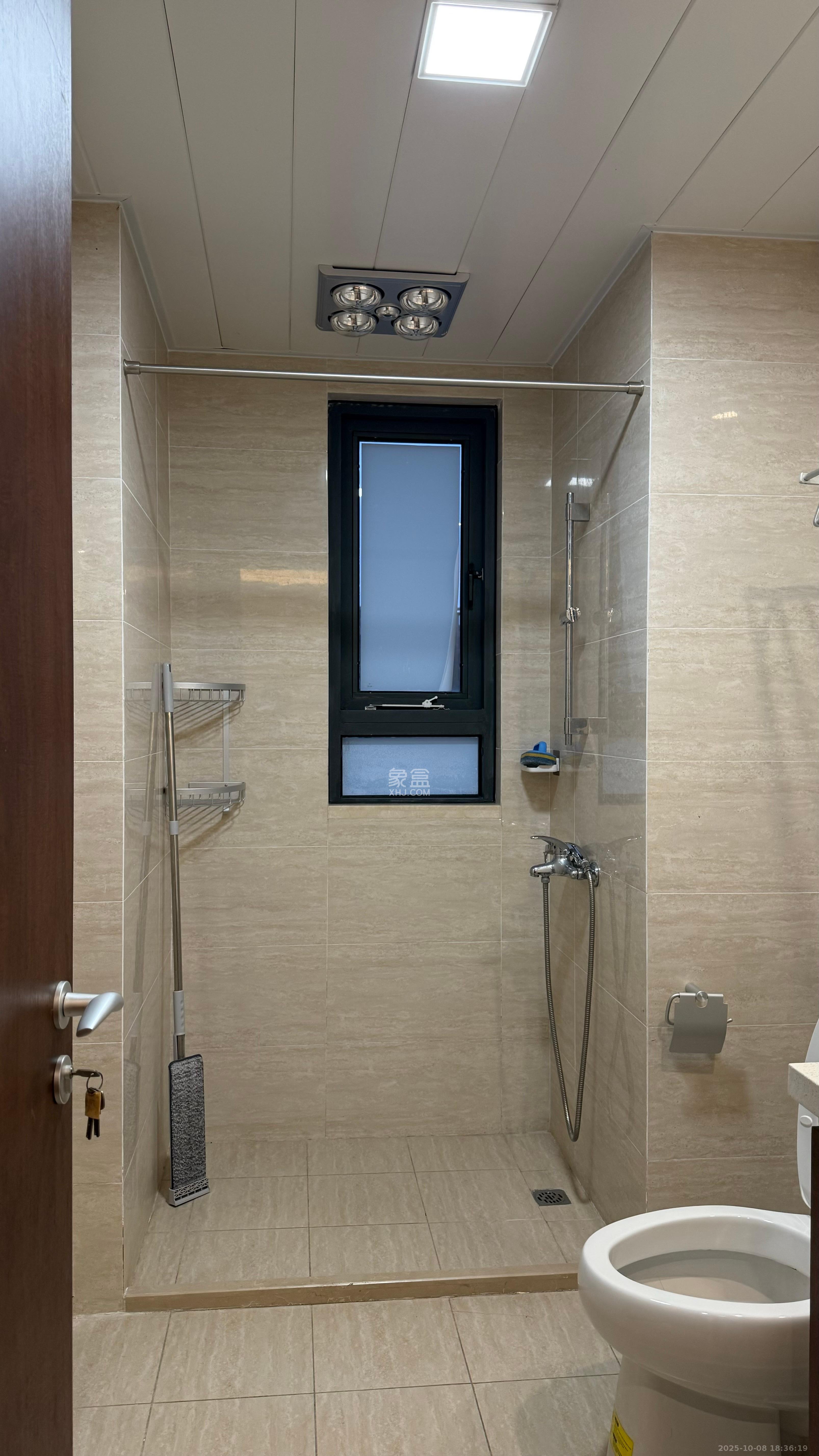 汇金城/嘉华城（二期、三期）  3室2厅1卫    2400.0元/月室内图