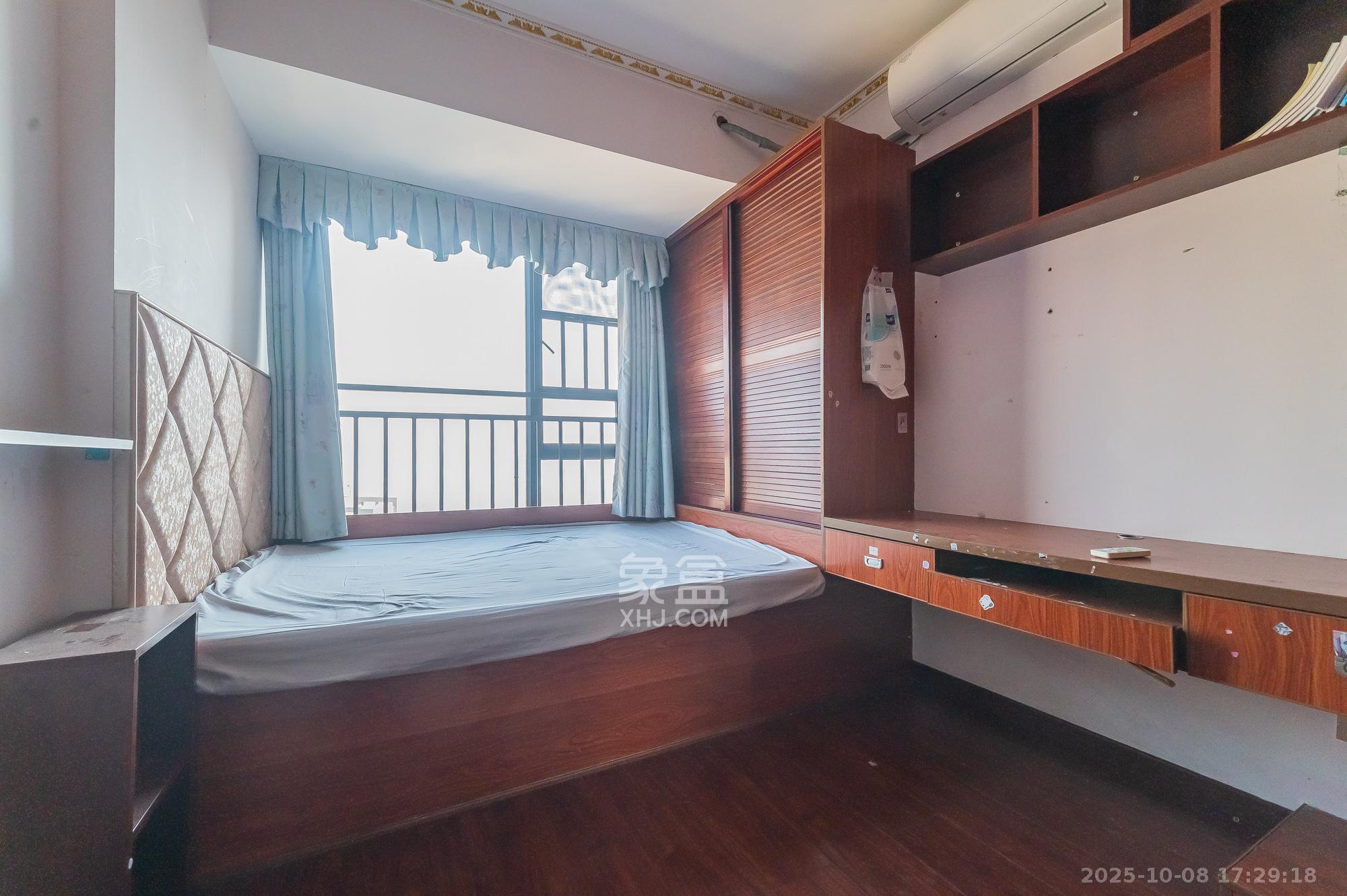 方略城市广场 3室2厅2卫 88.8万 方略城市广场 3室2厅2卫 88.8万卧室