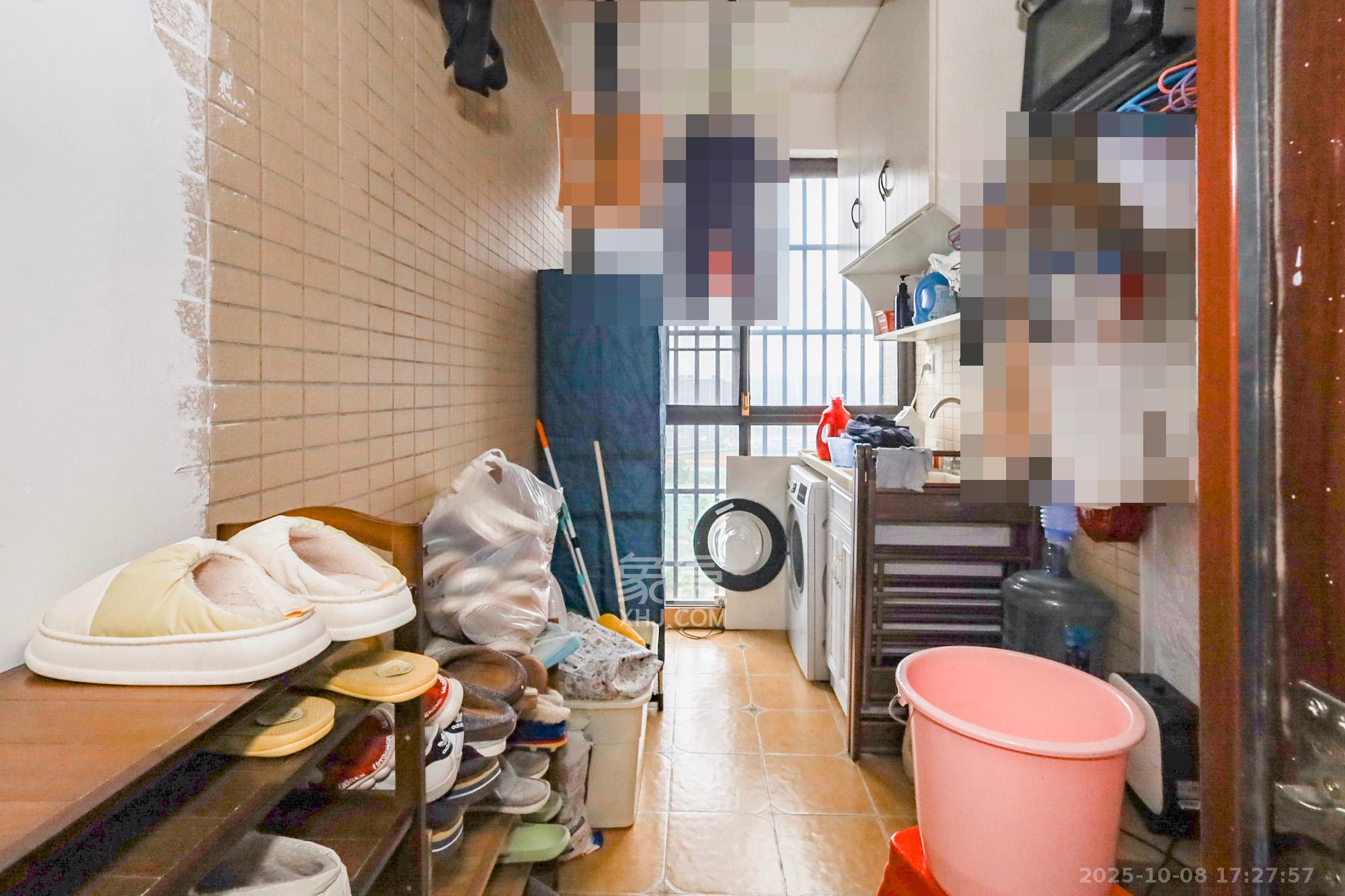 钰龙天下二期（钰龙佳园）  5室2厅2卫    292.0万其他