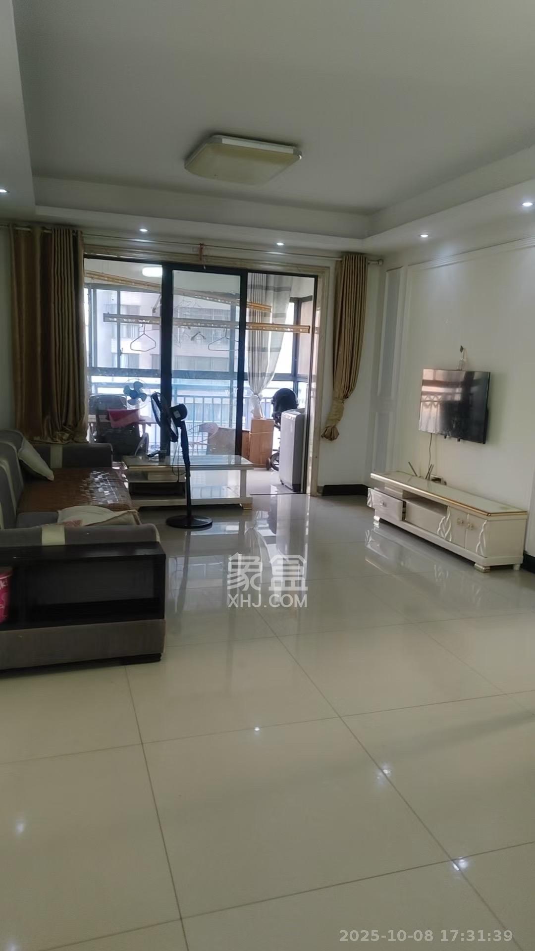 莱茵城  2室1厅1卫    1800.0元/月 莱茵城  2室1厅1卫    1800.0元/月室内图1